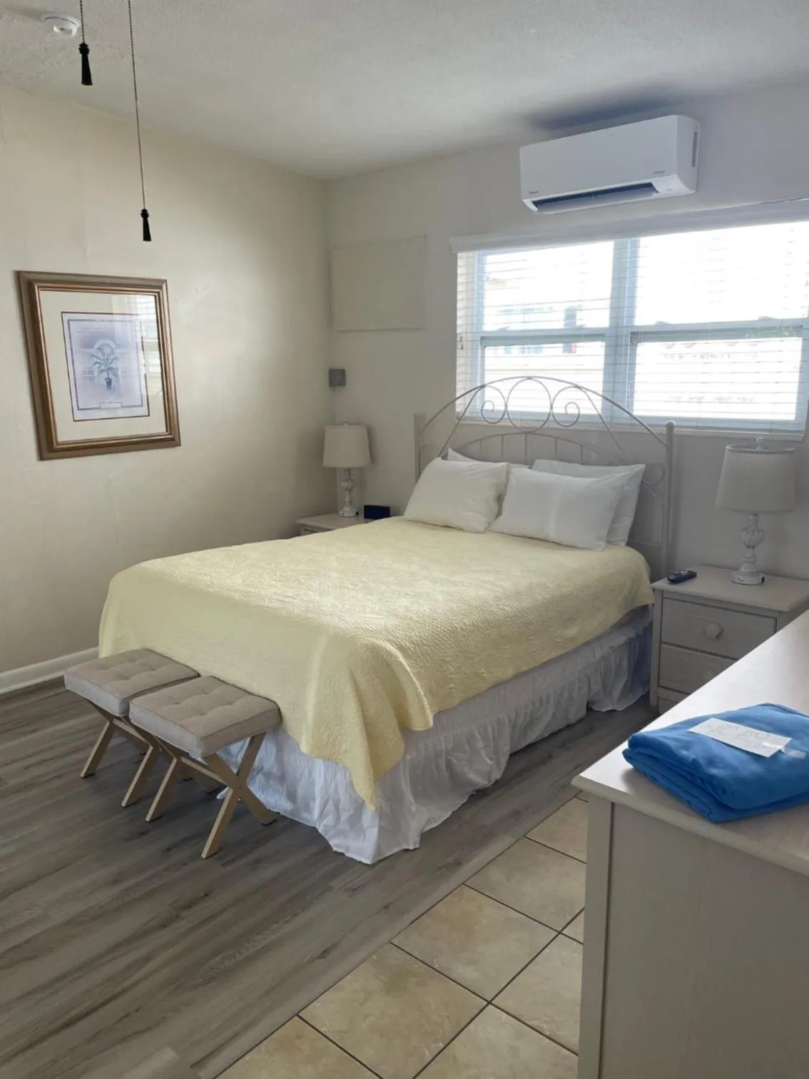 Bedroom, Bed in Venice Beach Villas