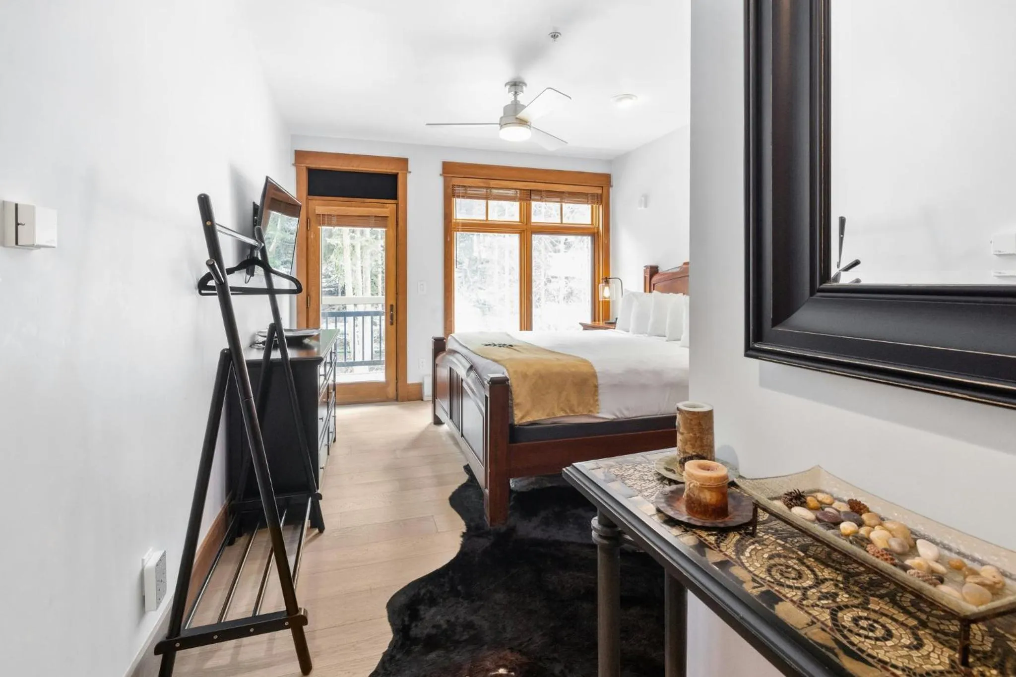 Bedroom, Bed in Timbers & Lone Eagle by Vail Resorts