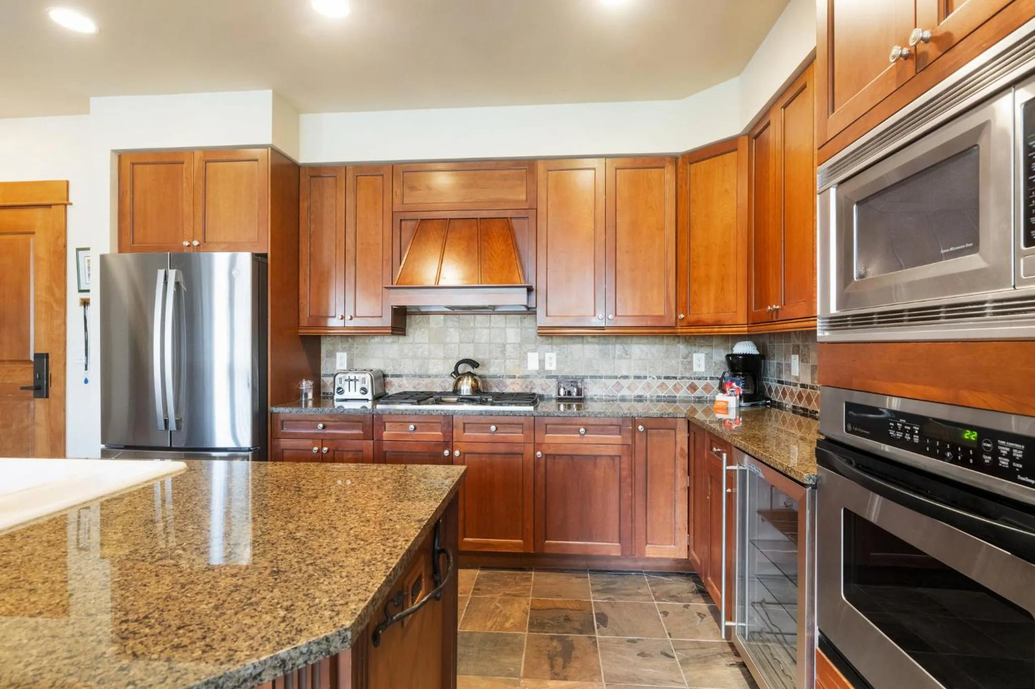 Communal kitchen in Timbers & Lone Eagle by Keystone Resort