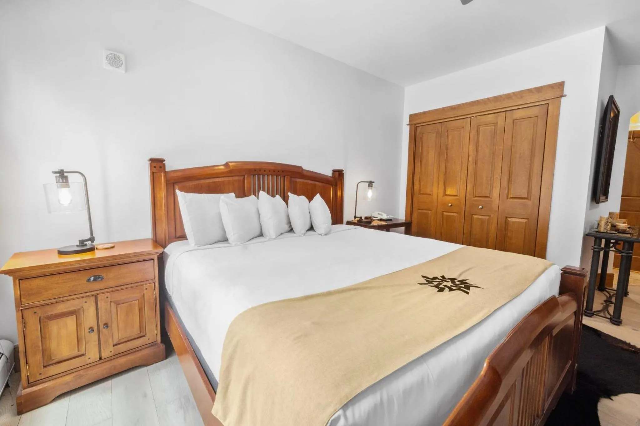 Bedroom, Bed in Timbers & Lone Eagle by Keystone Resort