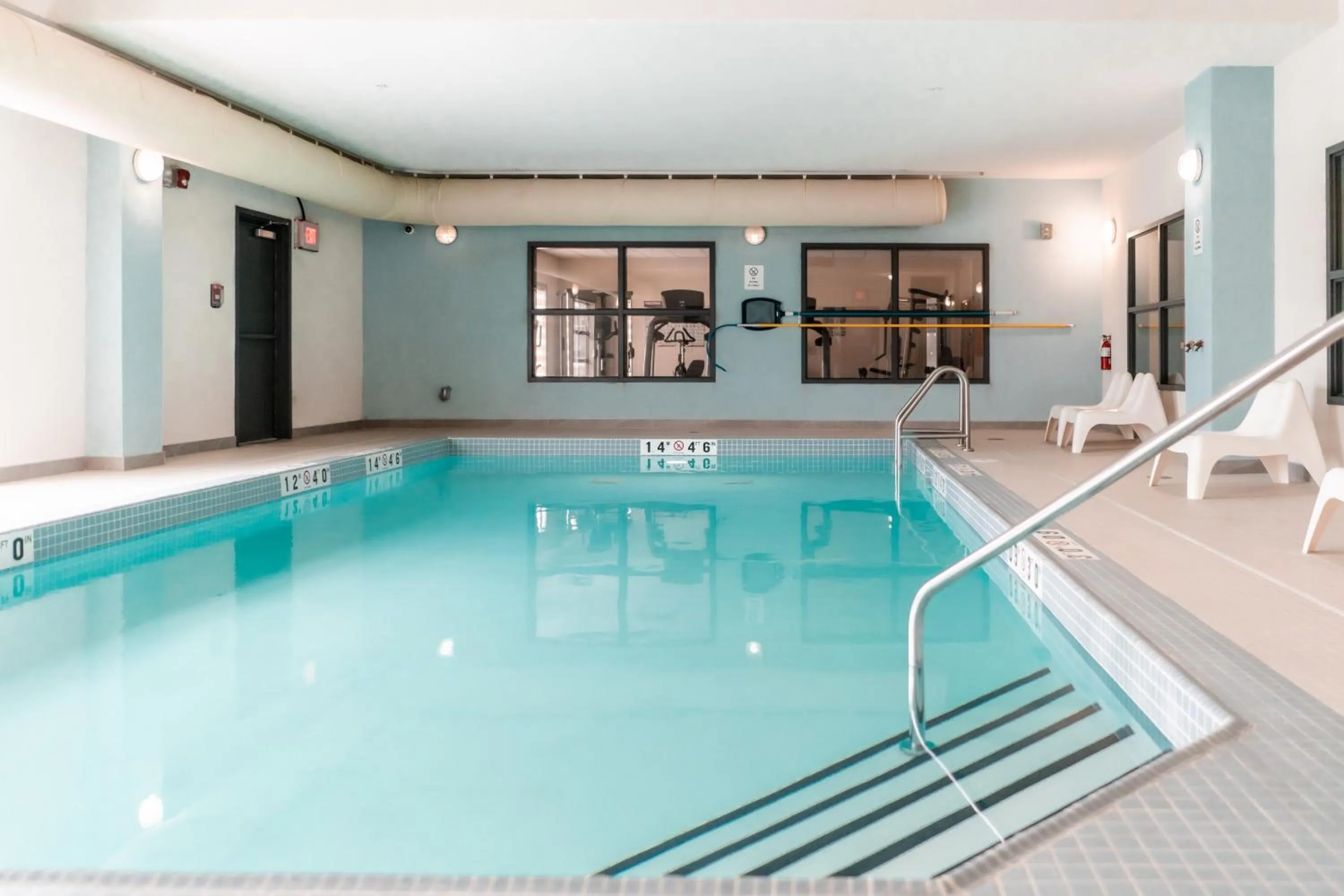 Swimming Pool in Stars Inn