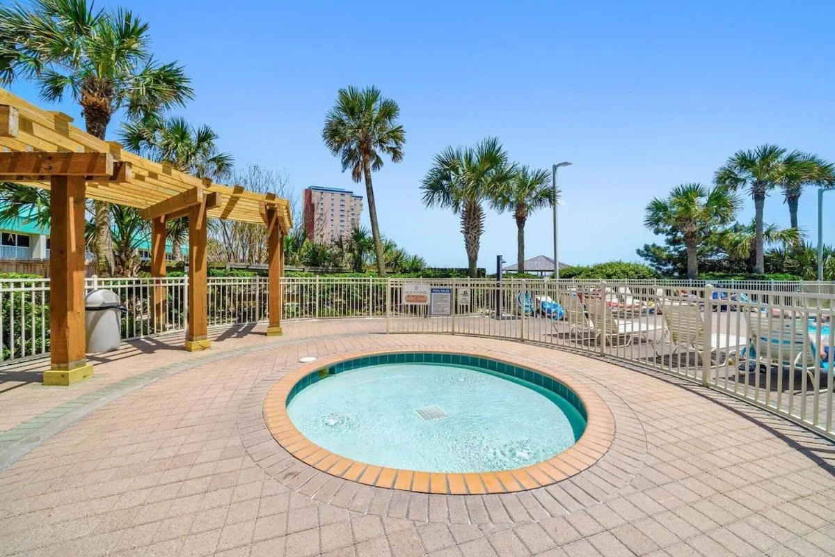 Swimming pool in Pelican Beach Resort Condos