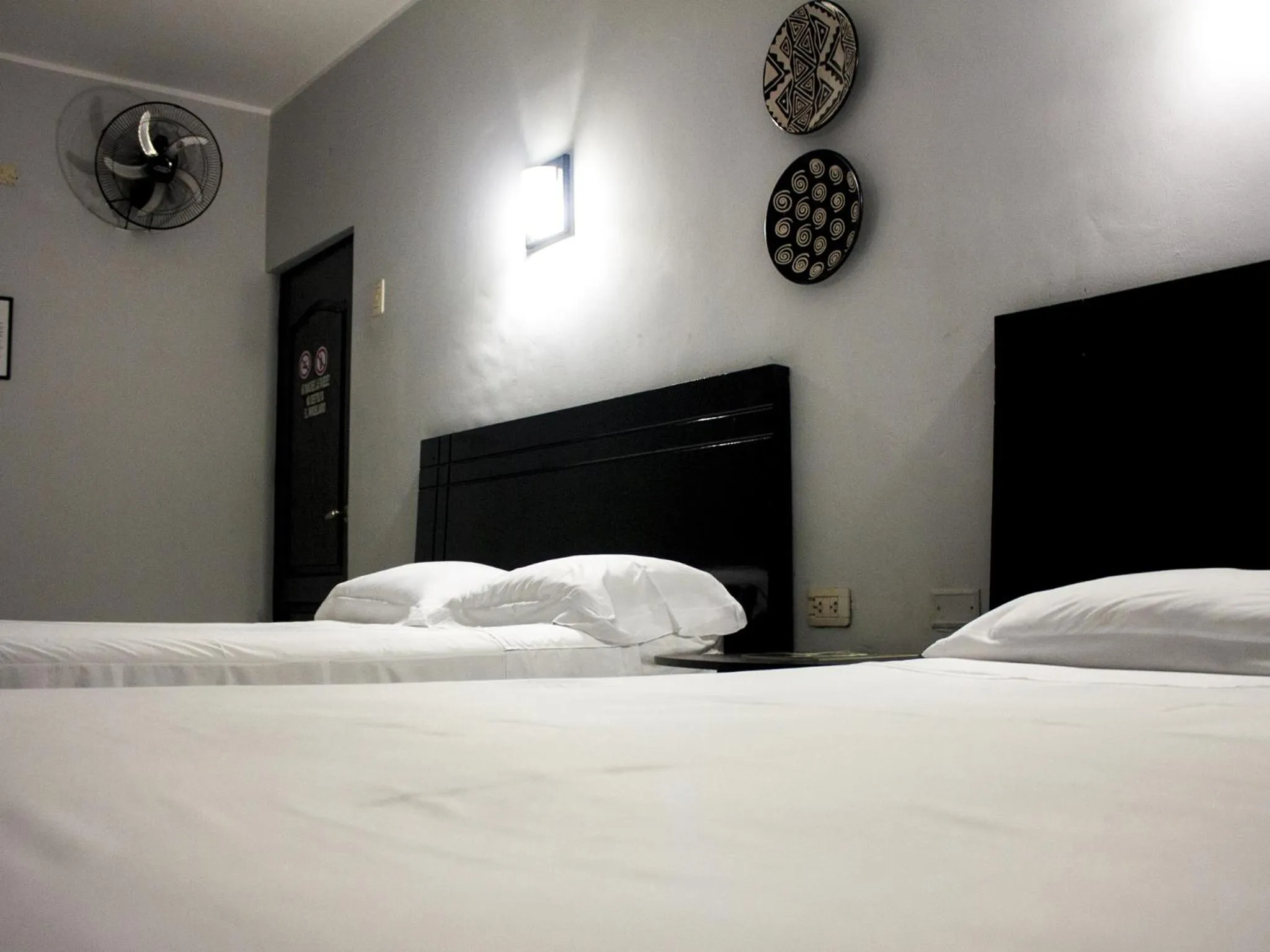 Photo of the whole room, Bed in Jer`s Hostal