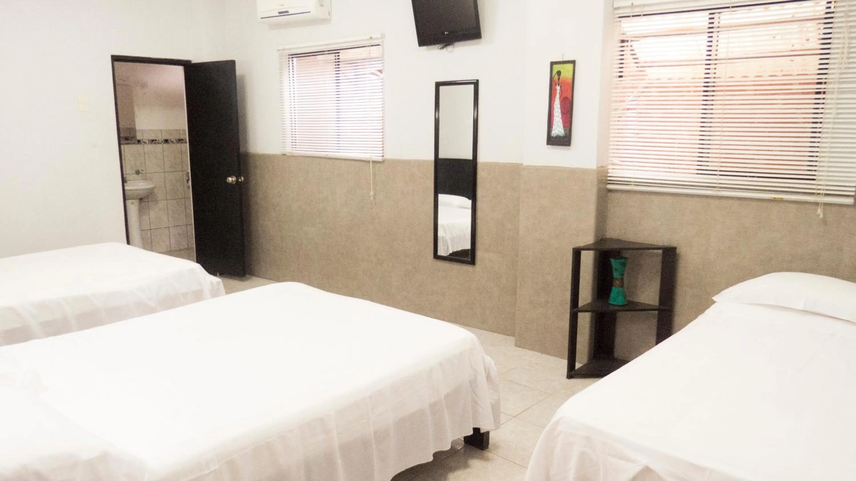 Decorative detail, Bed in Jer`s Hostal