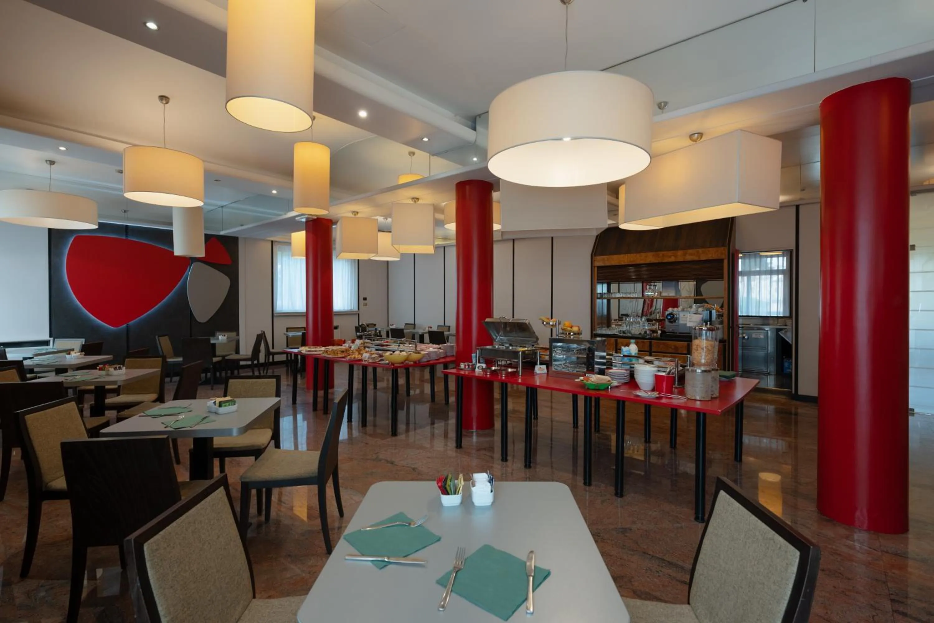 Buffet breakfast in Hotel Toscanini