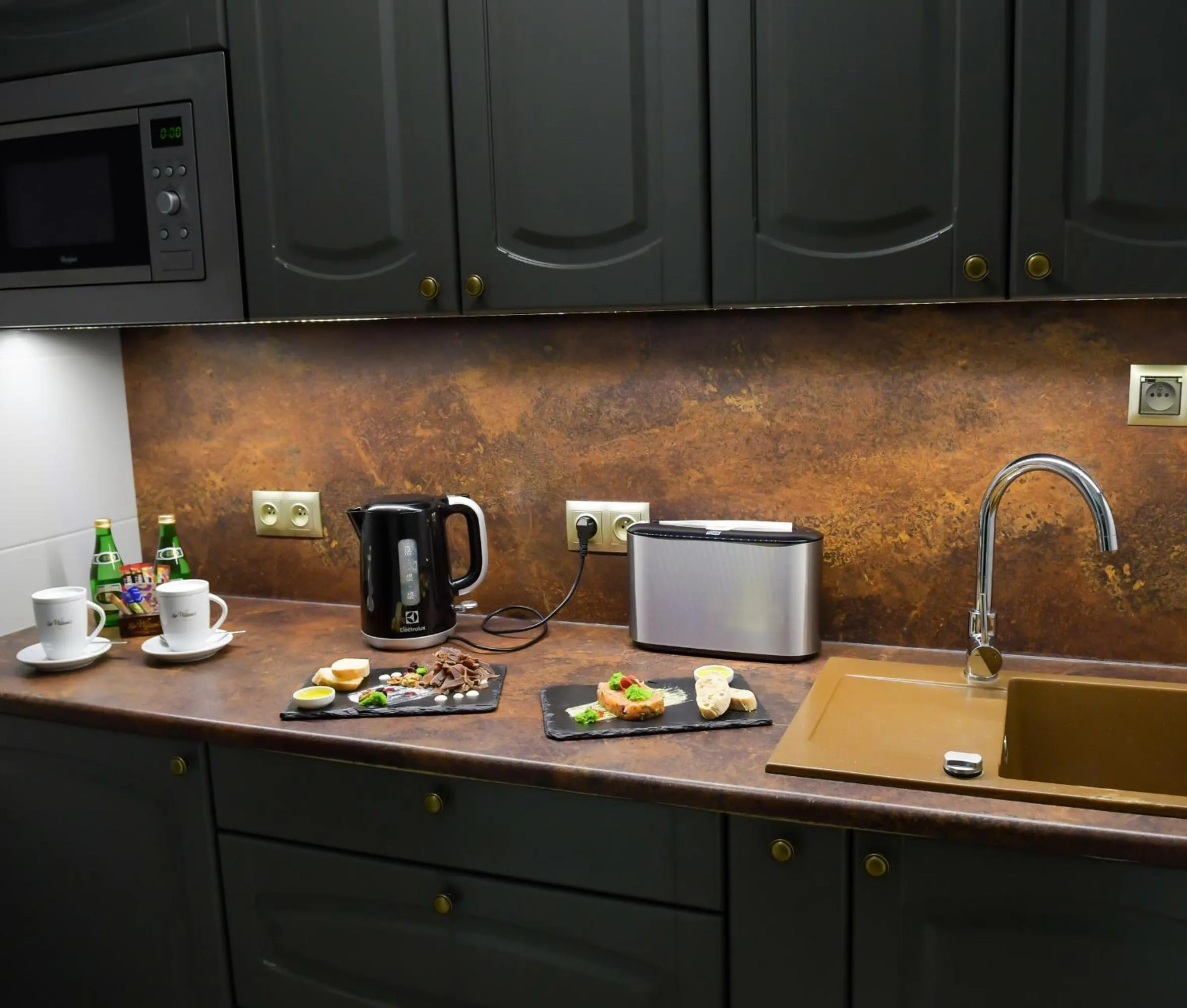 Kitchen or kitchenette in Apartamenty Siedem Komnat Siedmiu Mistrzów