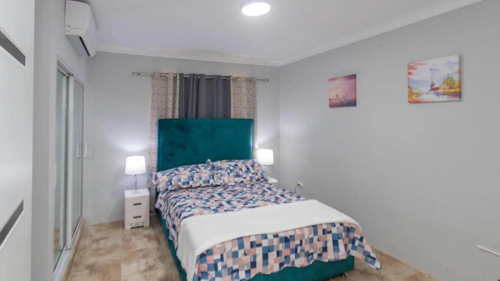 Bed in Nely y Pietro share apartment