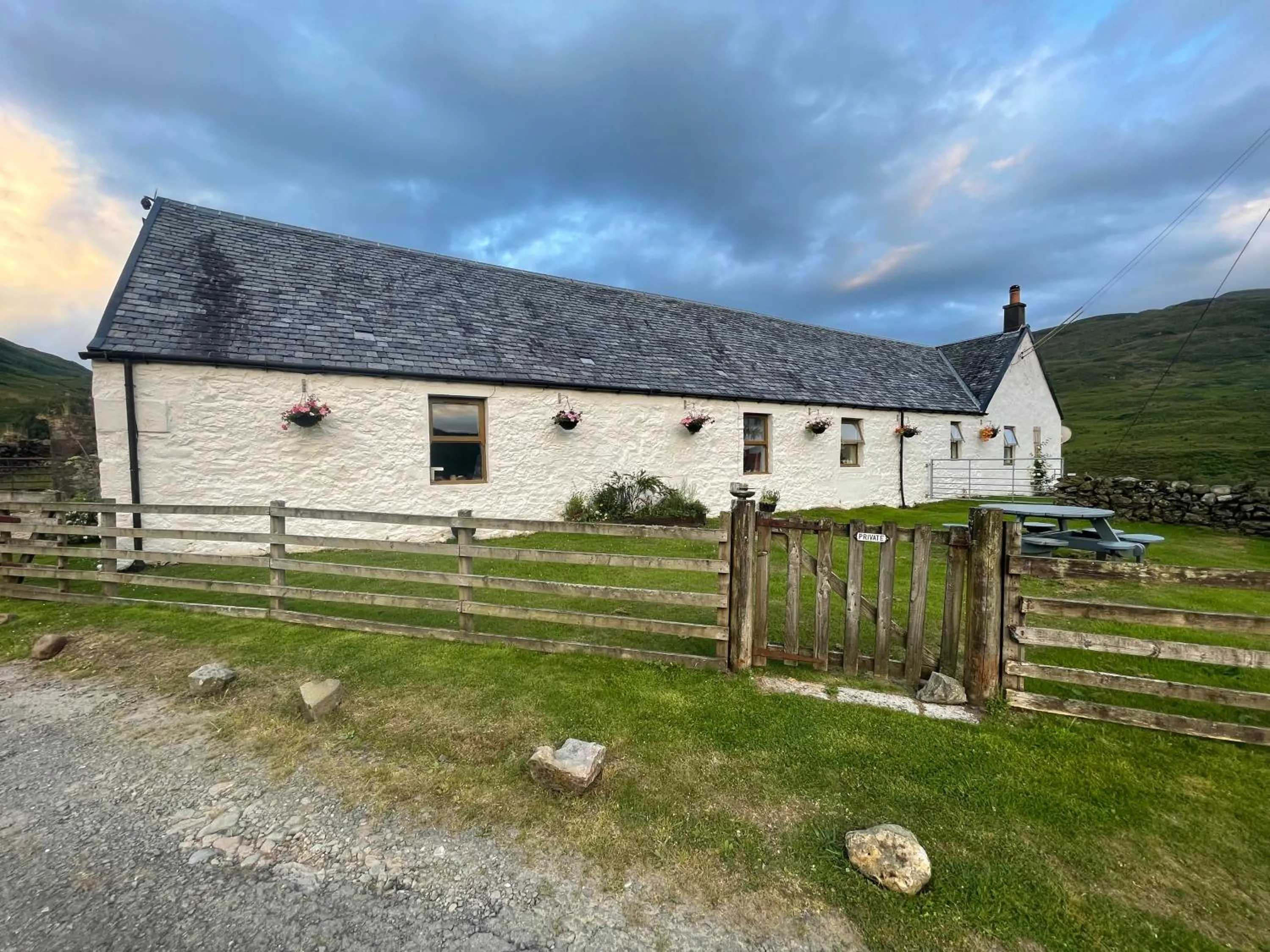 Garrison Farm with Hot Tub