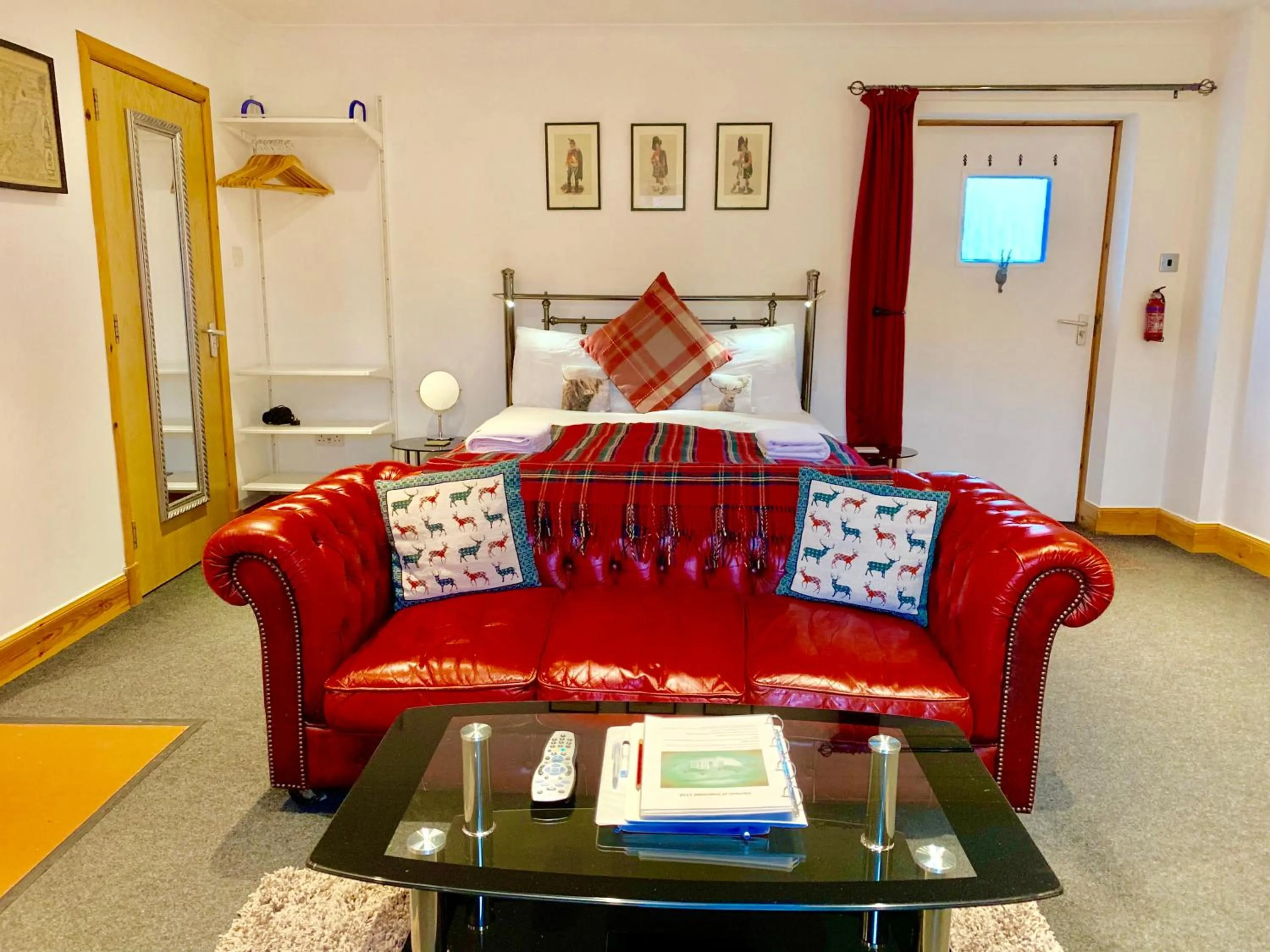 Garrison Farm with Hot Tub