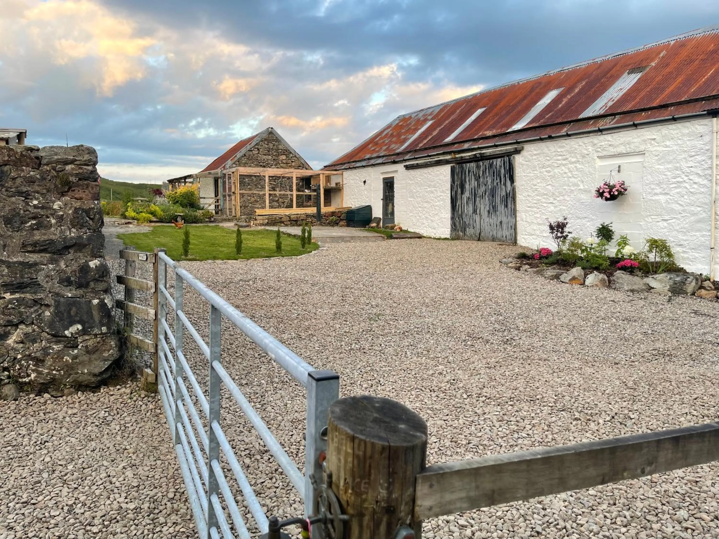 Garrison Farm with Hot Tub