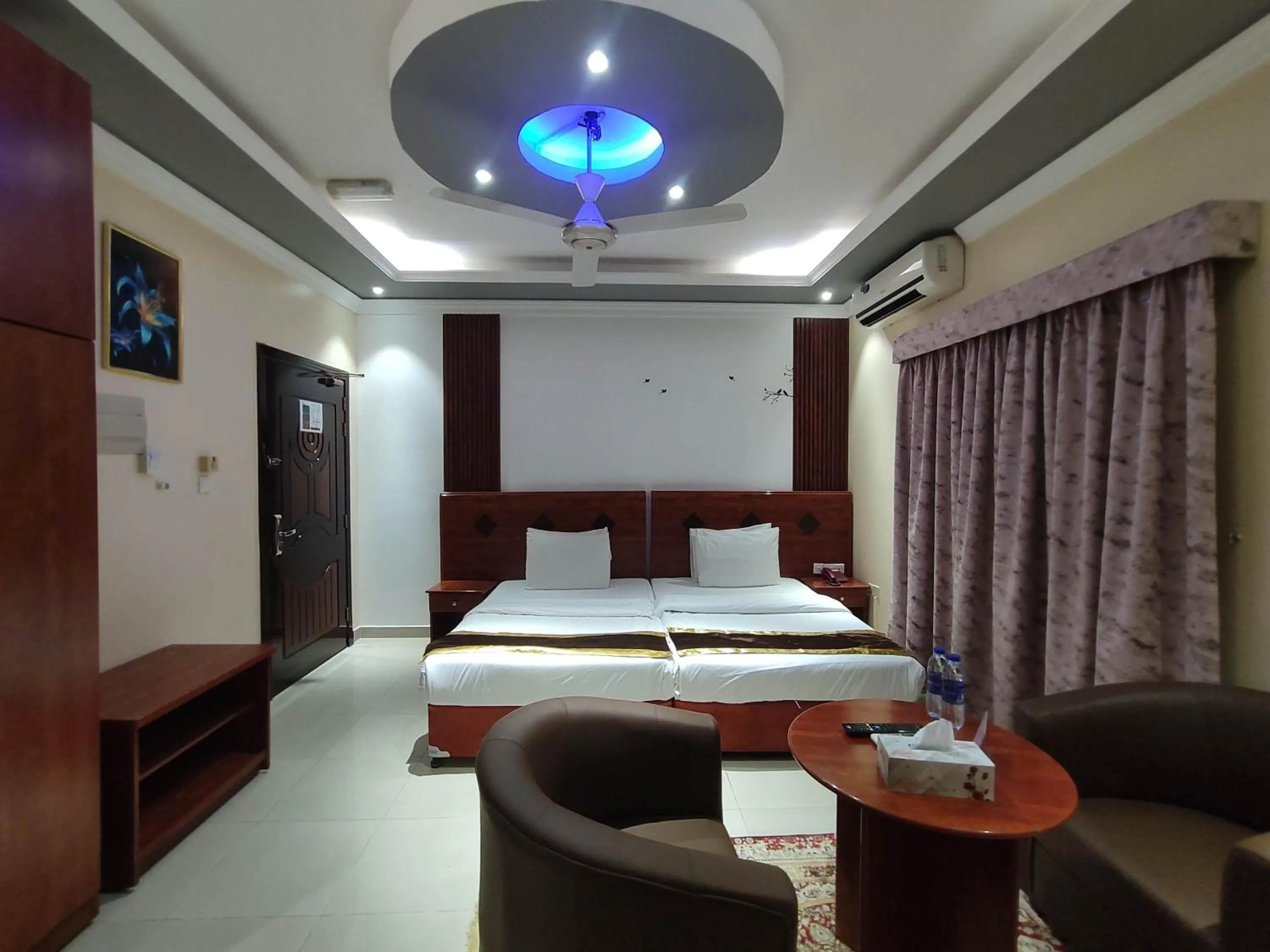 Photo of the whole room, Bed in Al Nakheel Hotel Apartments