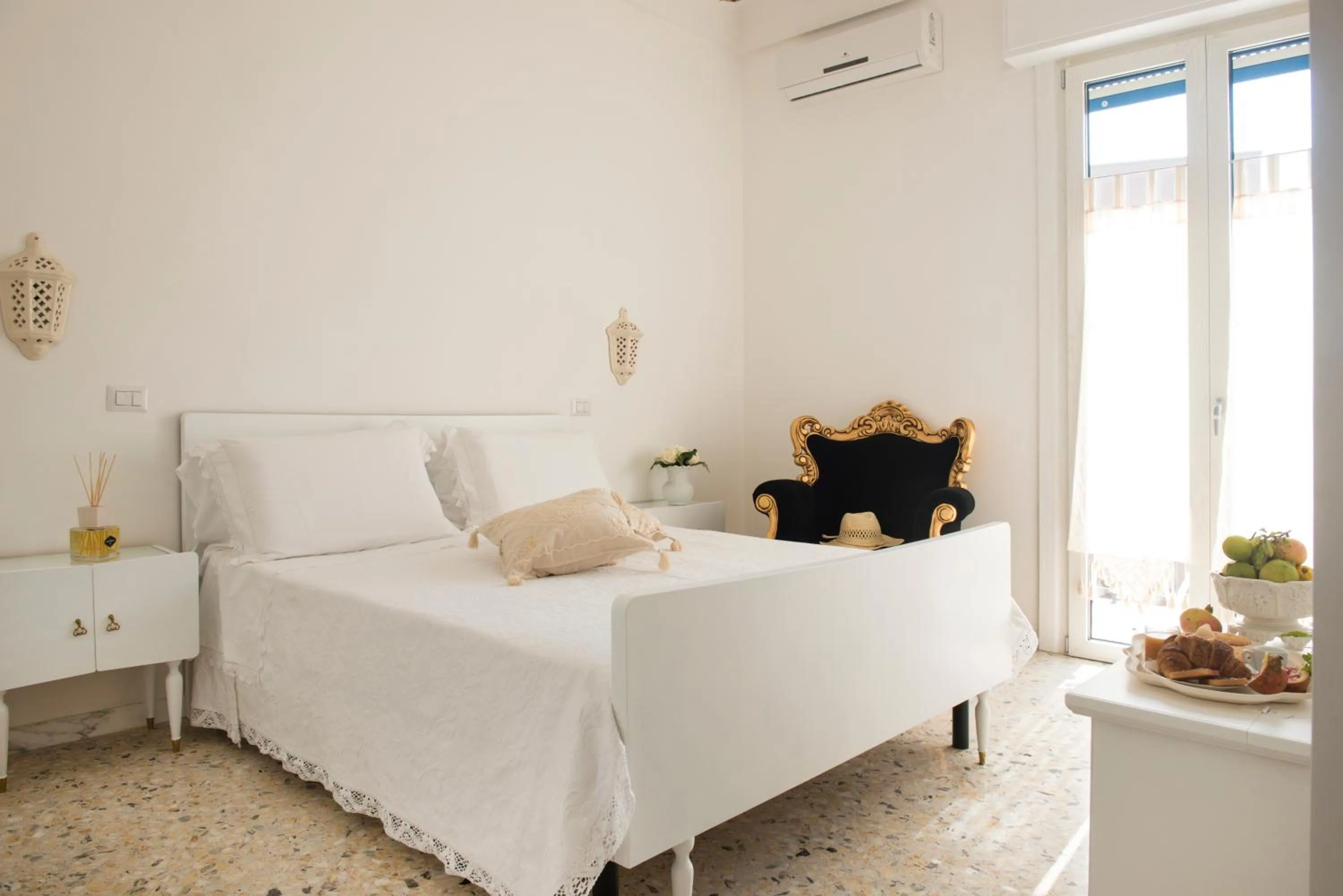 Photo of the whole room, Bed in Dimora Cappuccini Guest House