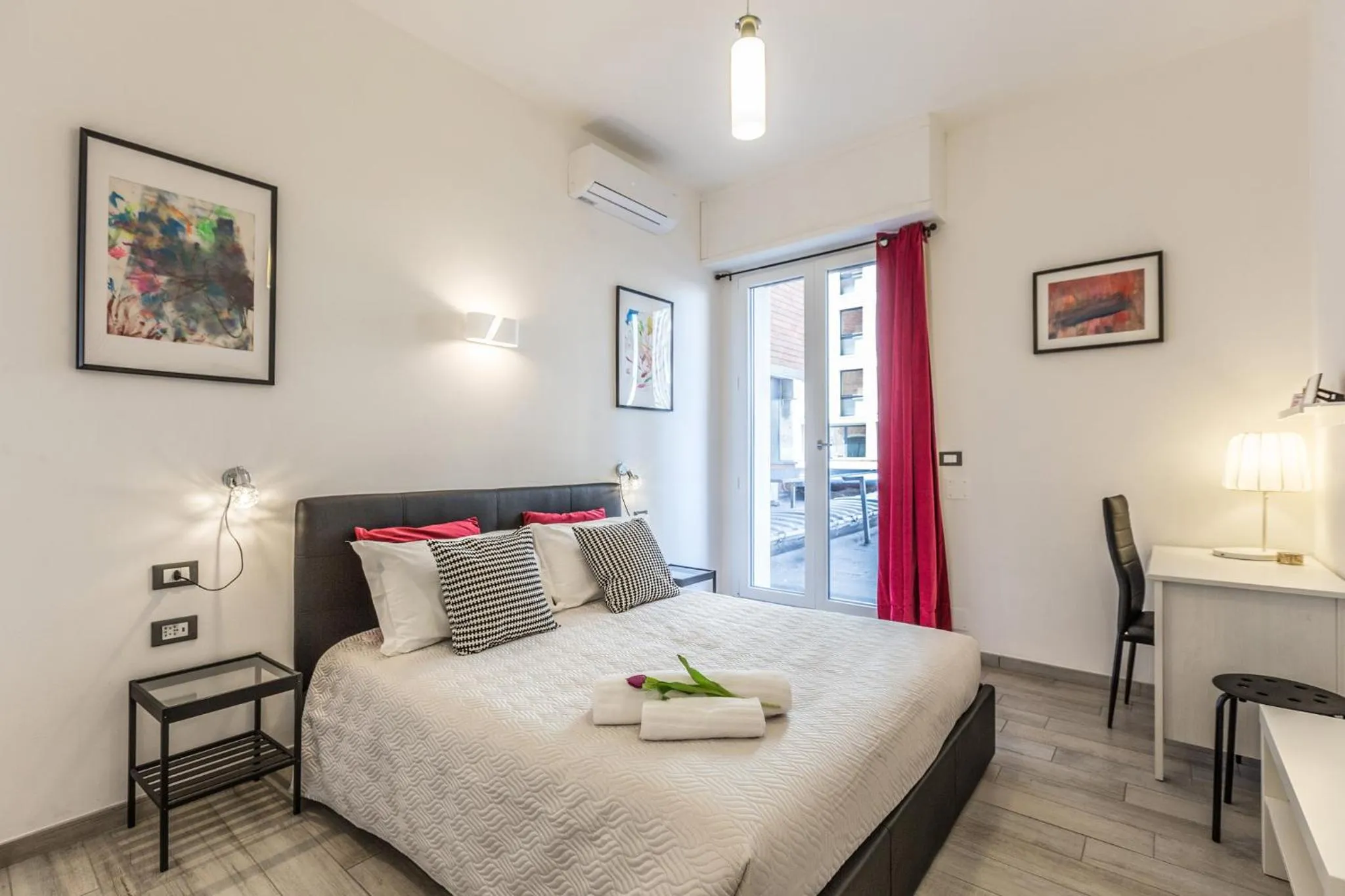 Bed in Central City Rooms