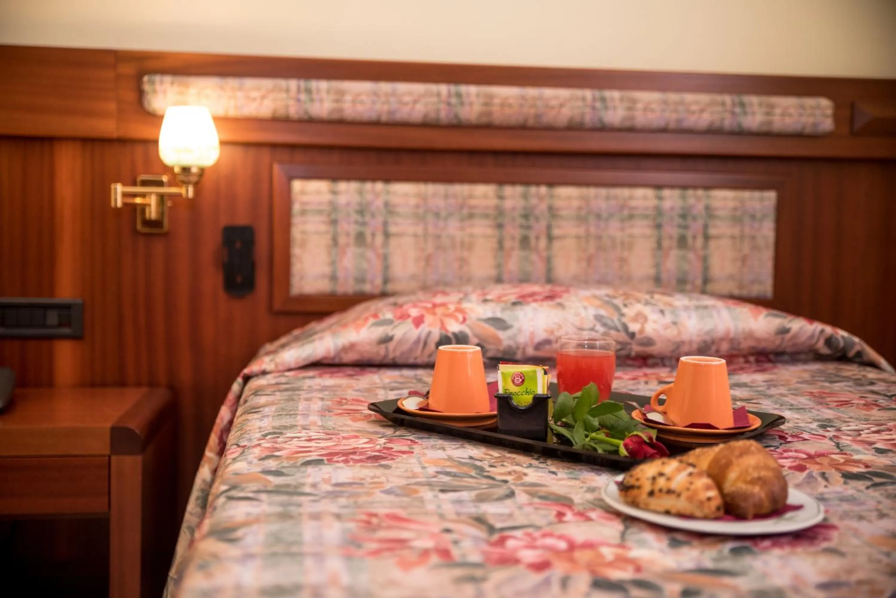 Bed in New Petit Hotel