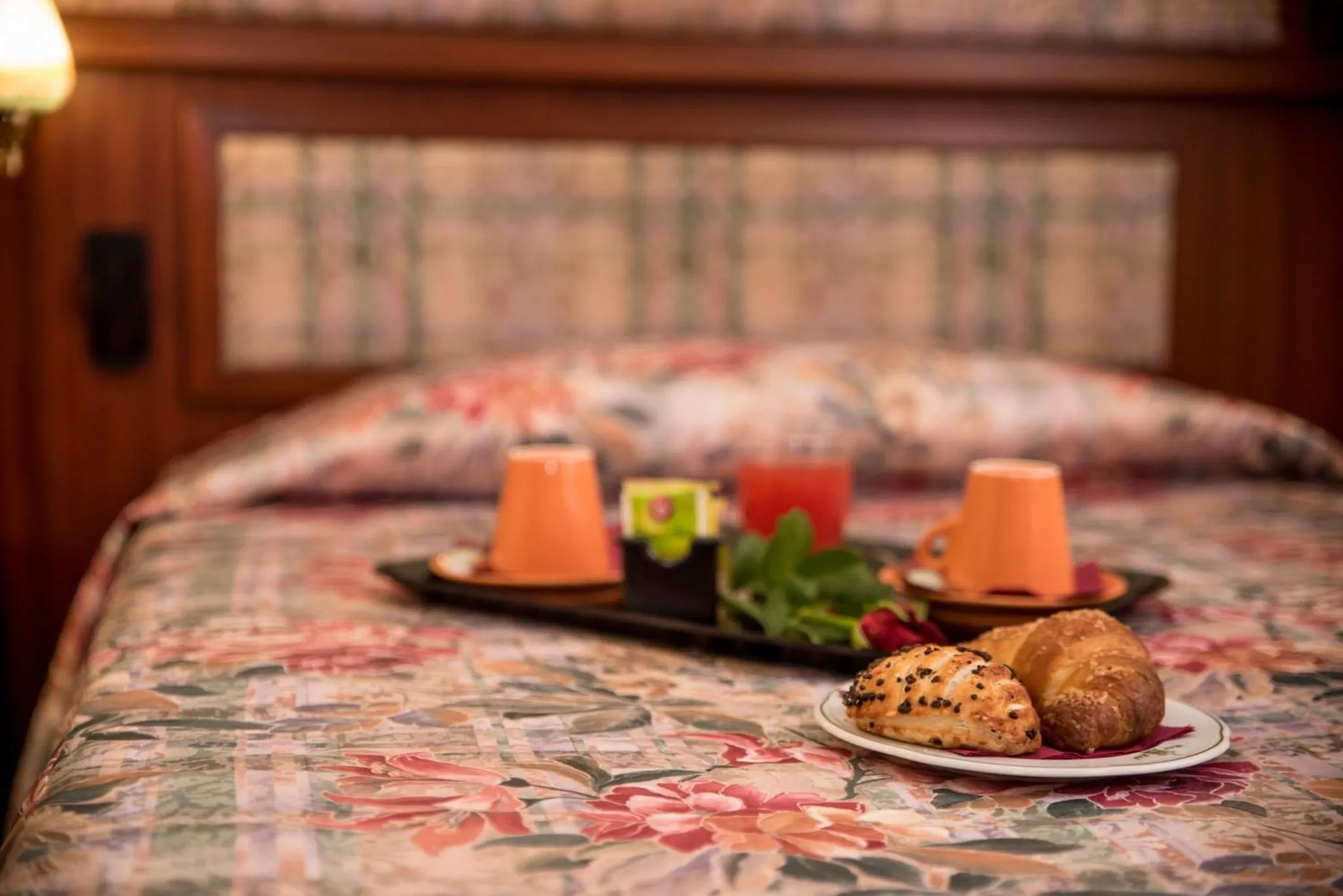 Bed in New Petit Hotel