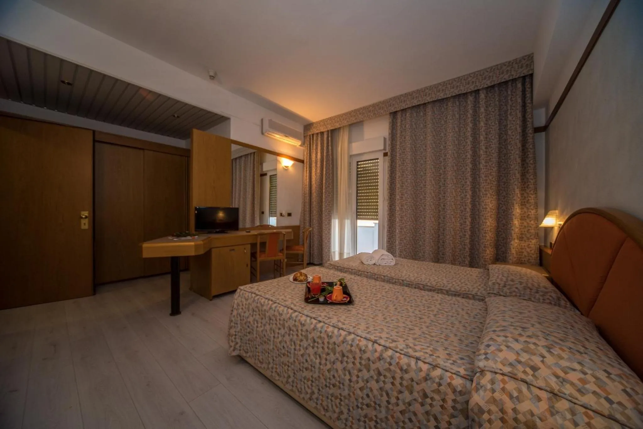 Bed in New Petit Hotel