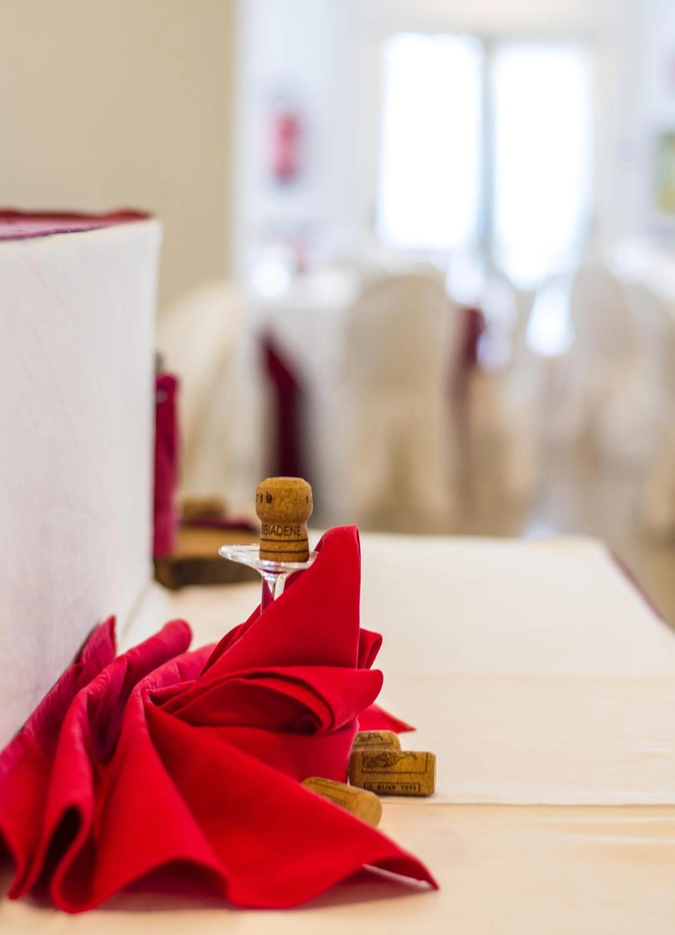 Restaurant/places to eat in New Petit Hotel