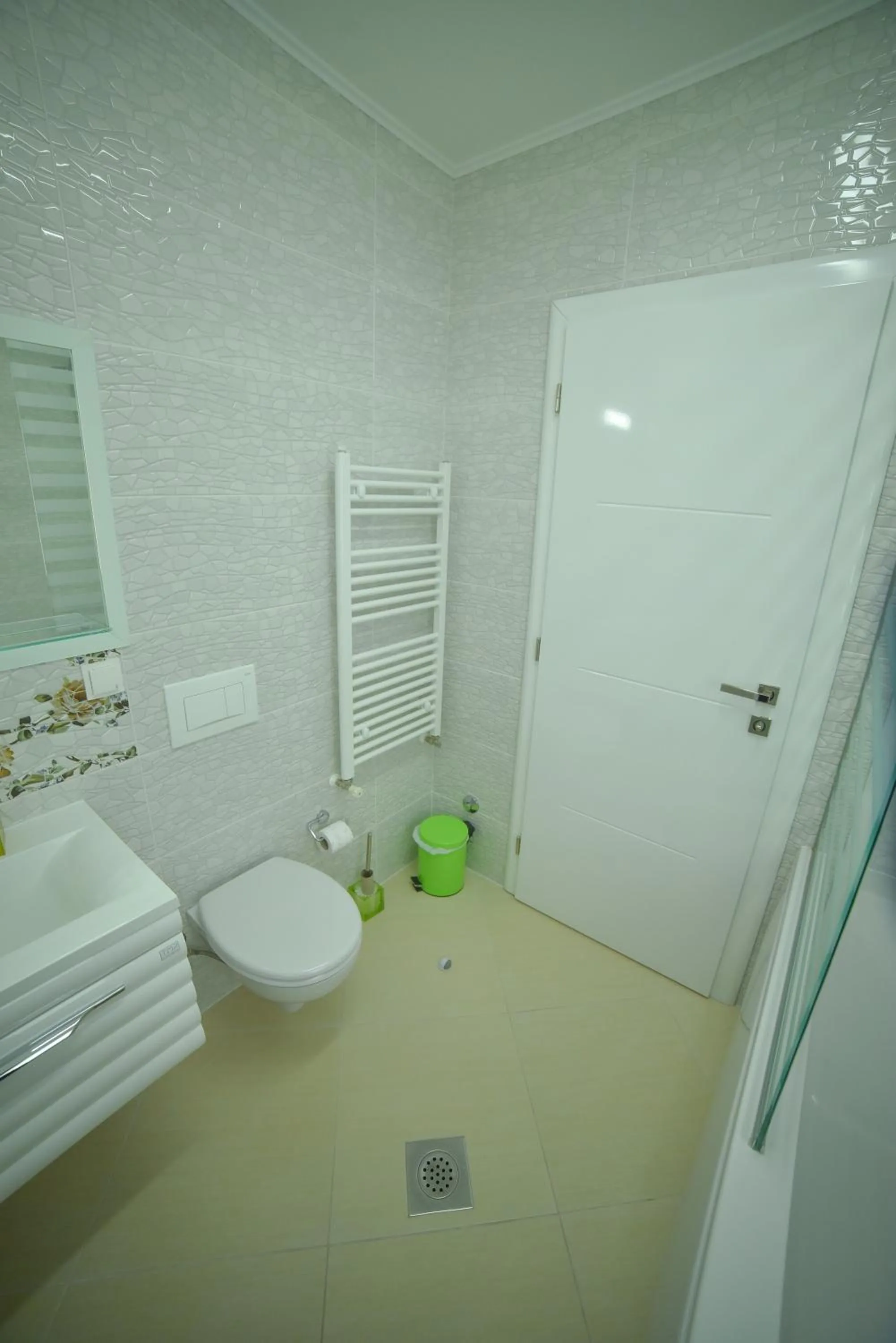 Twin Room - single occupancy in Hotel Vrata Bosne