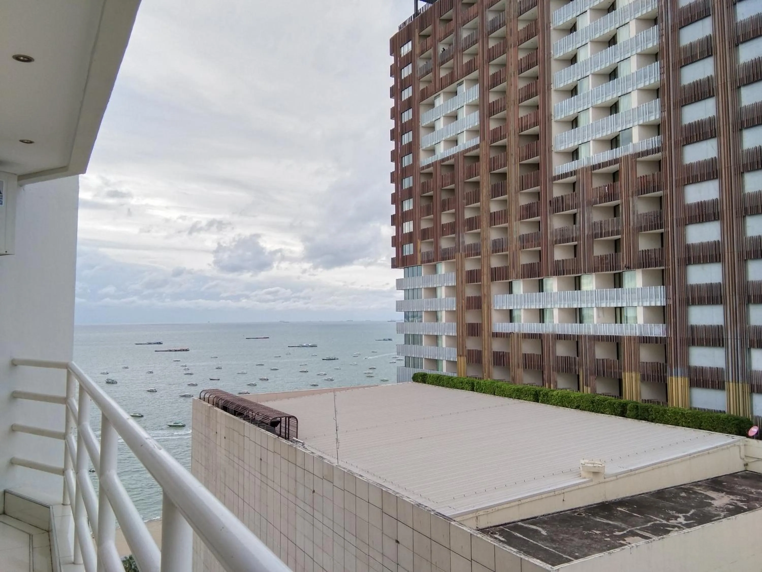 Balcony/Terrace in View Talay 6 by Pat 42