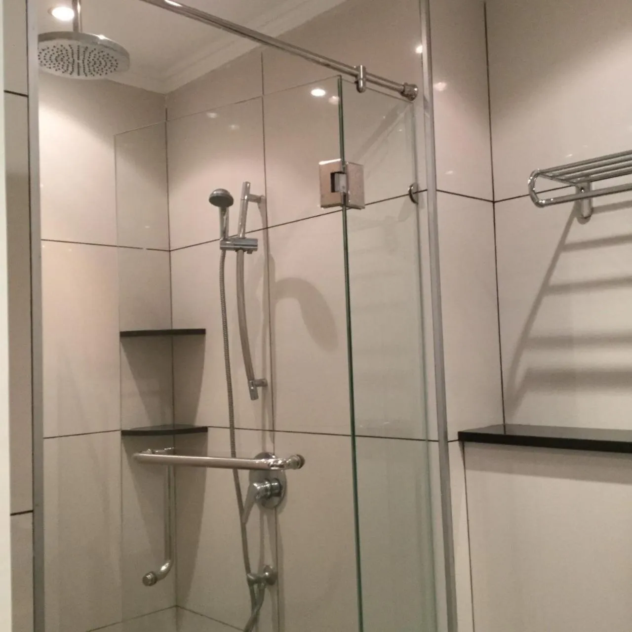 Bathroom in View Talay 6 by Pat 42