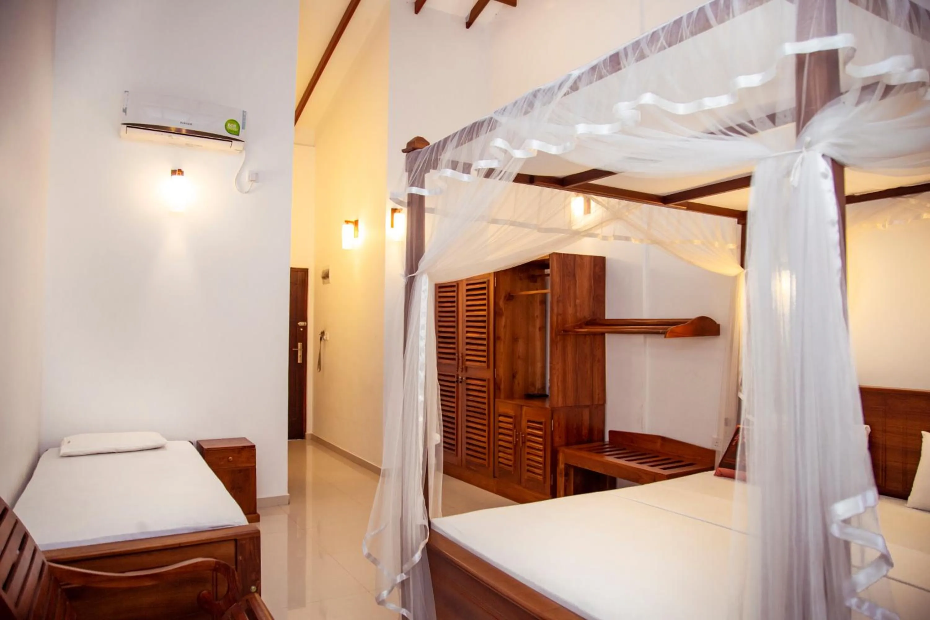 Bedroom, Bed in Prince Beach Hotel Bentota