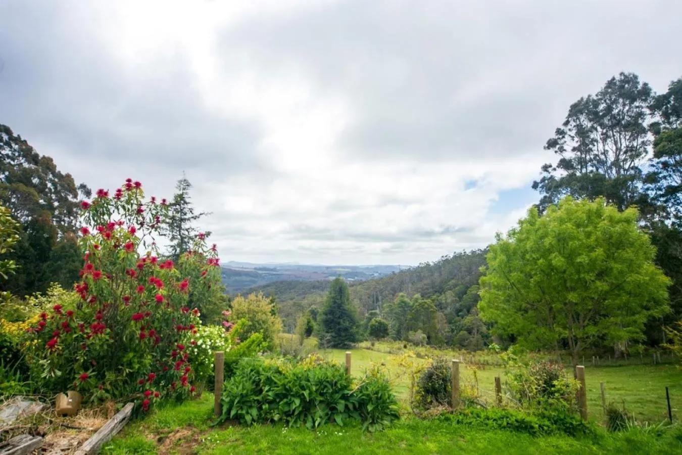 Natural landscape in 3 Hills at The Good Place