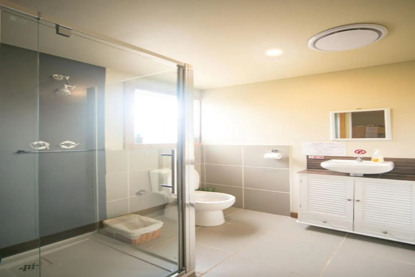 Bathroom in 3 Hills at The Good Place