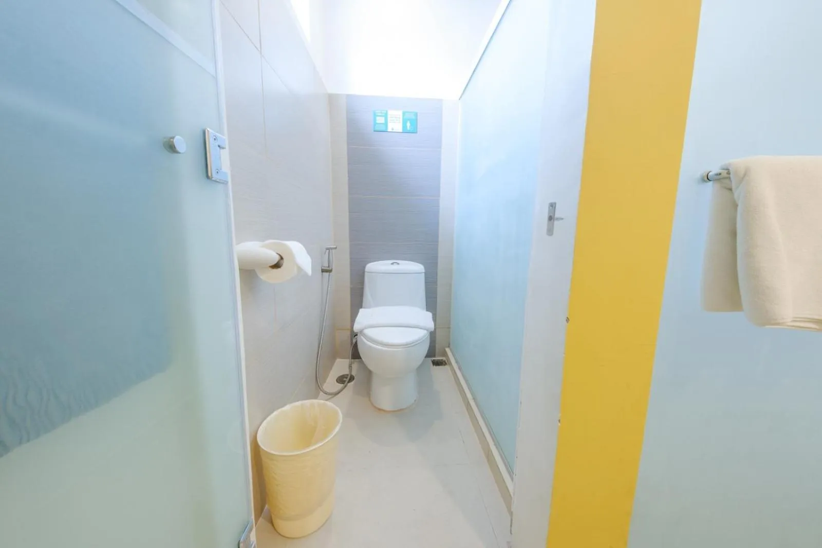 Toilet in Go Hotels Lanang - Davao