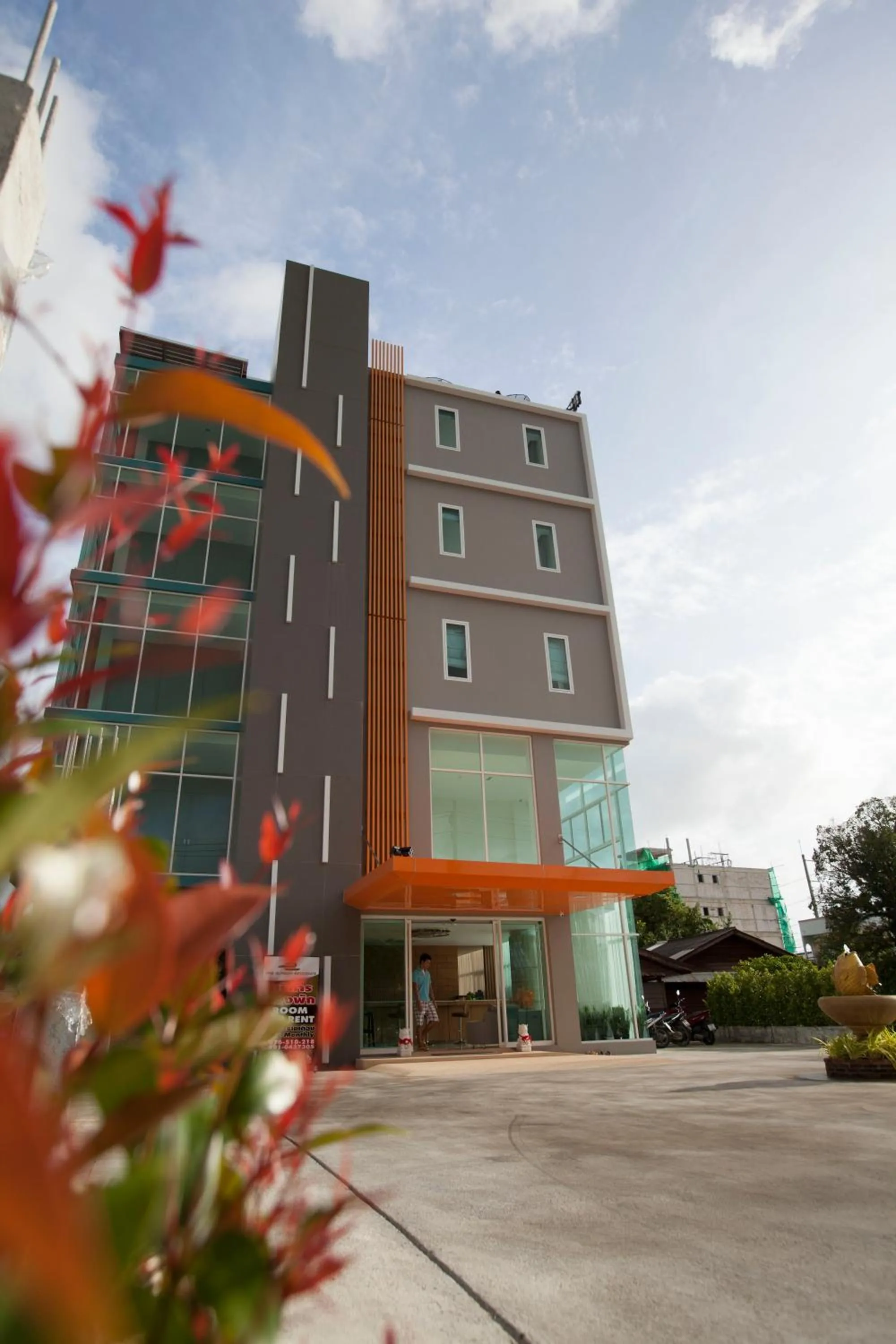 Property building in The Elysium Residence - SHA Extra Plus