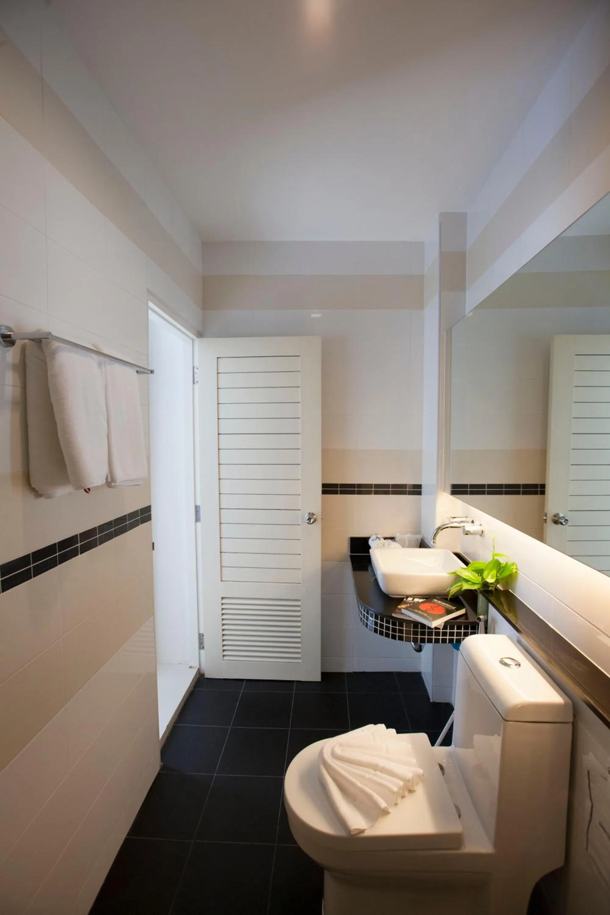Bathroom in The Elysium Residence - SHA Extra Plus