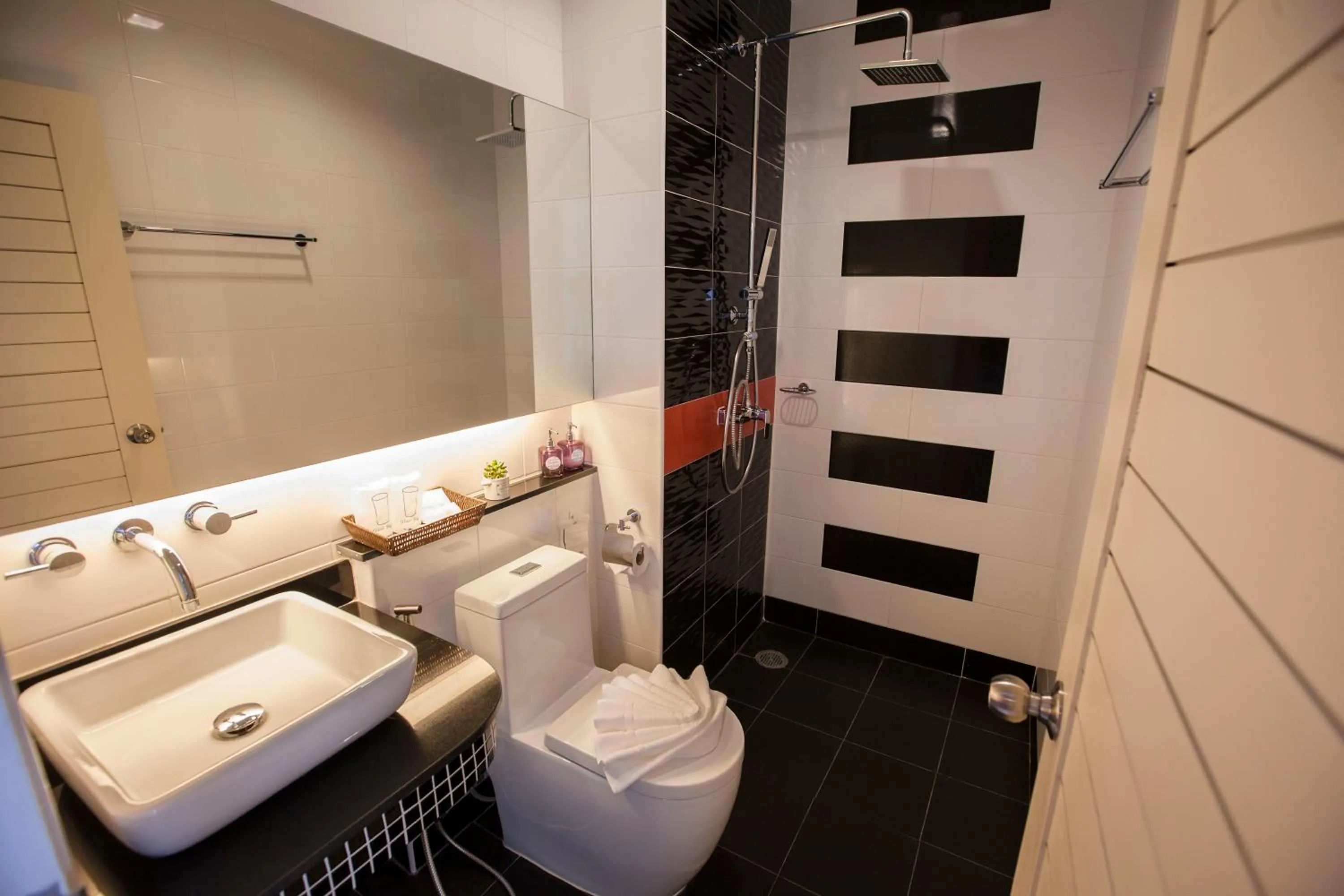 Bathroom in The Elysium Residence - SHA Extra Plus