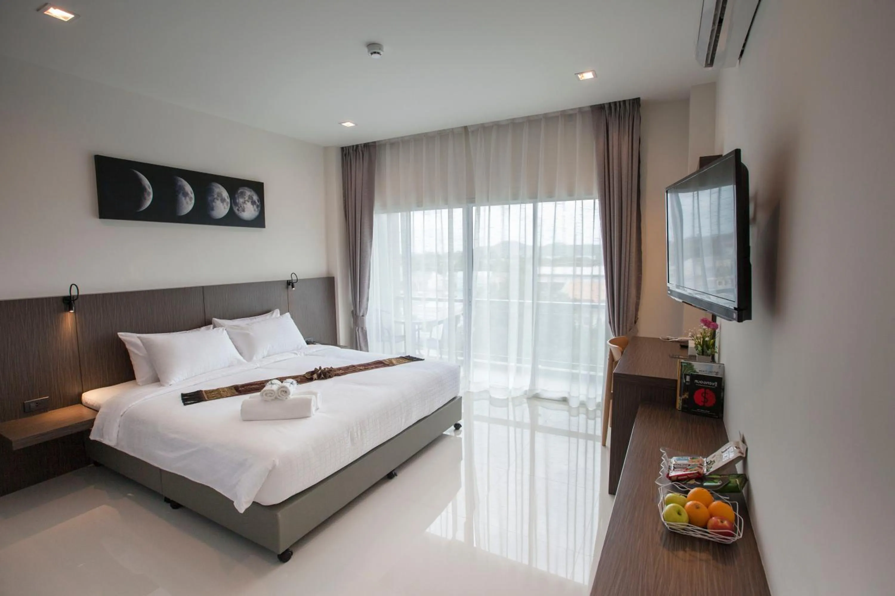 Bedroom, Bed in The Elysium Residence - SHA Extra Plus