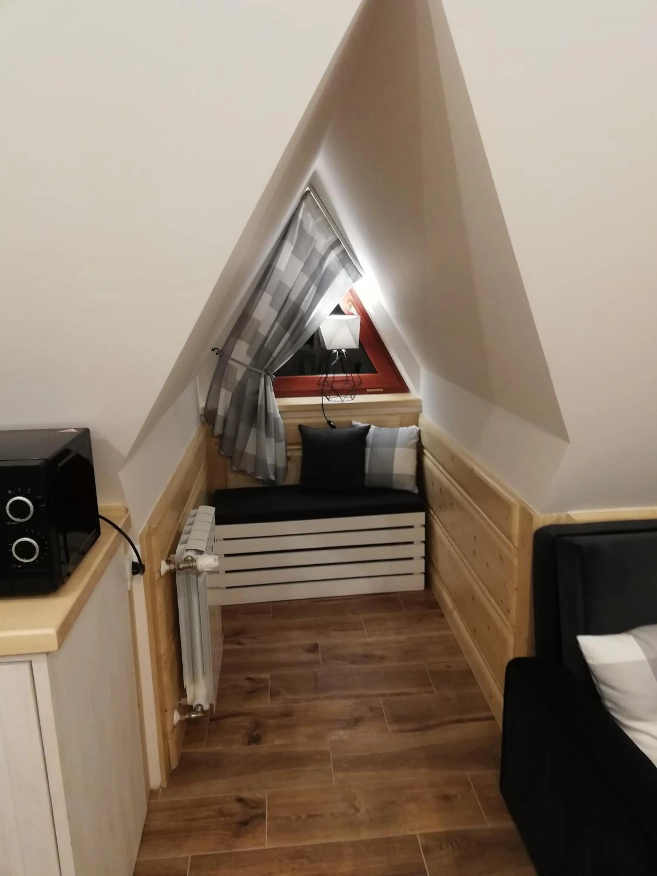 Communal kitchen in Willa Lichajówka