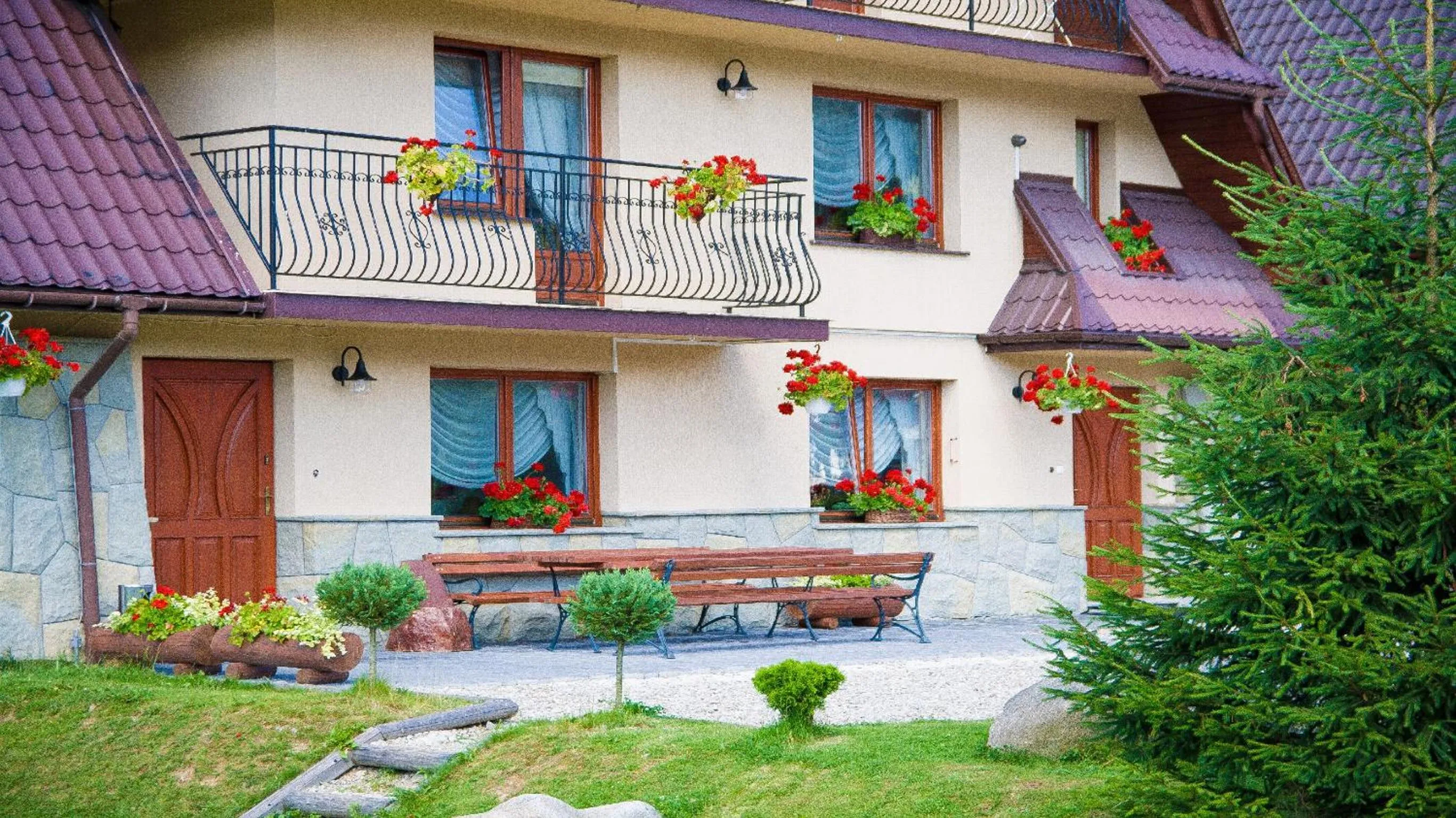 Property building in Willa Lichajówka