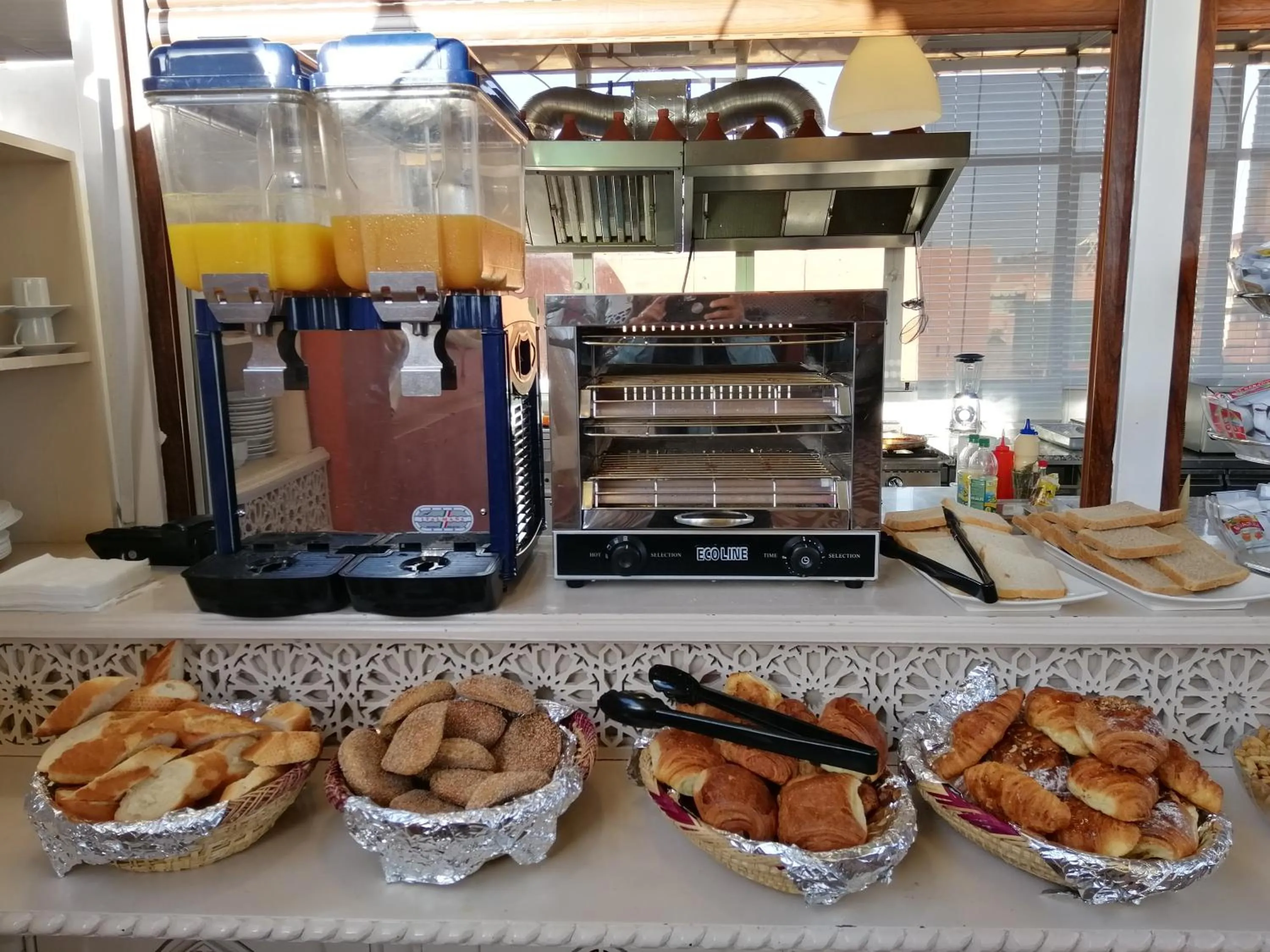 Food and drinks in Riad Challa Hotel & Spa