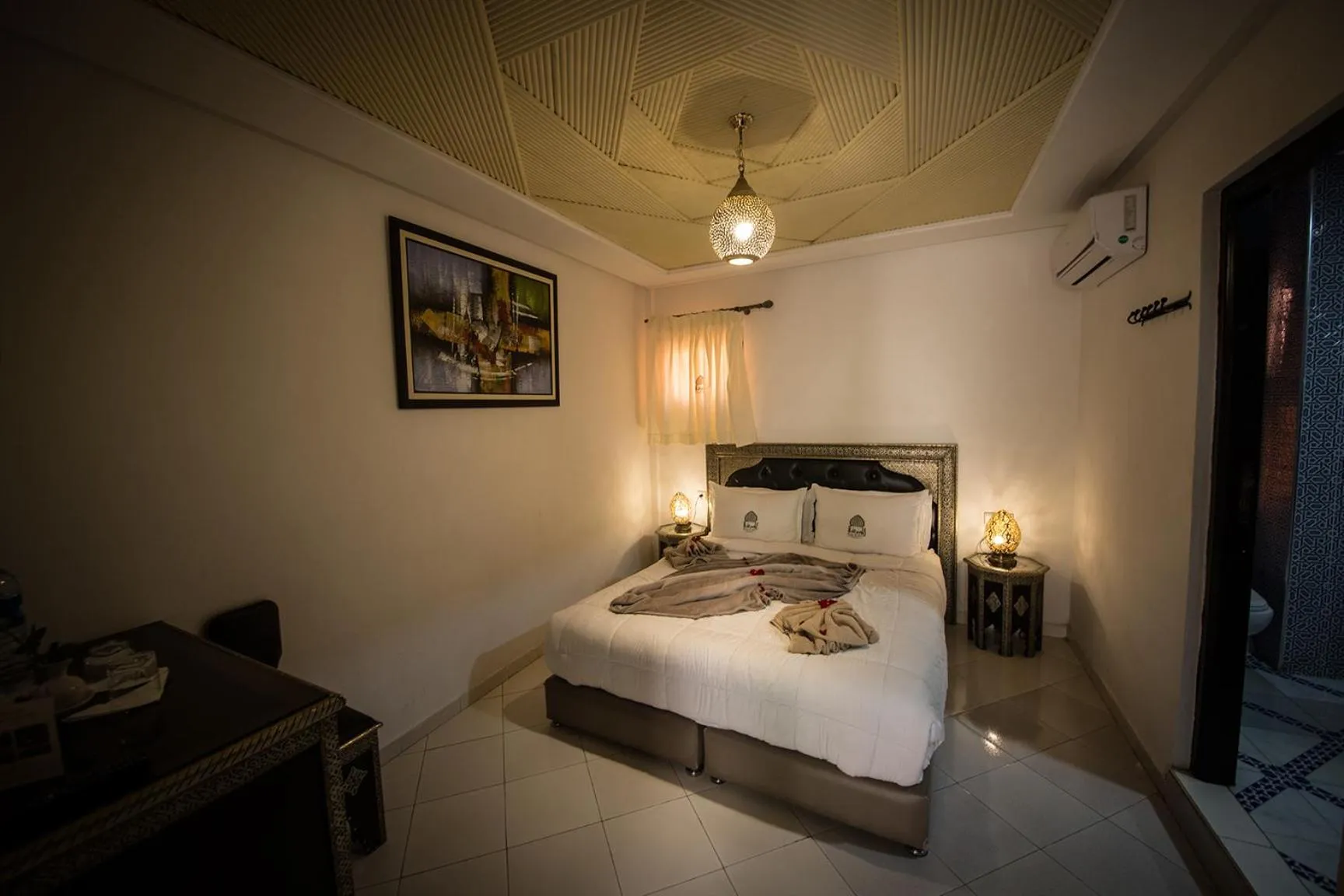 Bed in Riad Challa Hotel & Spa