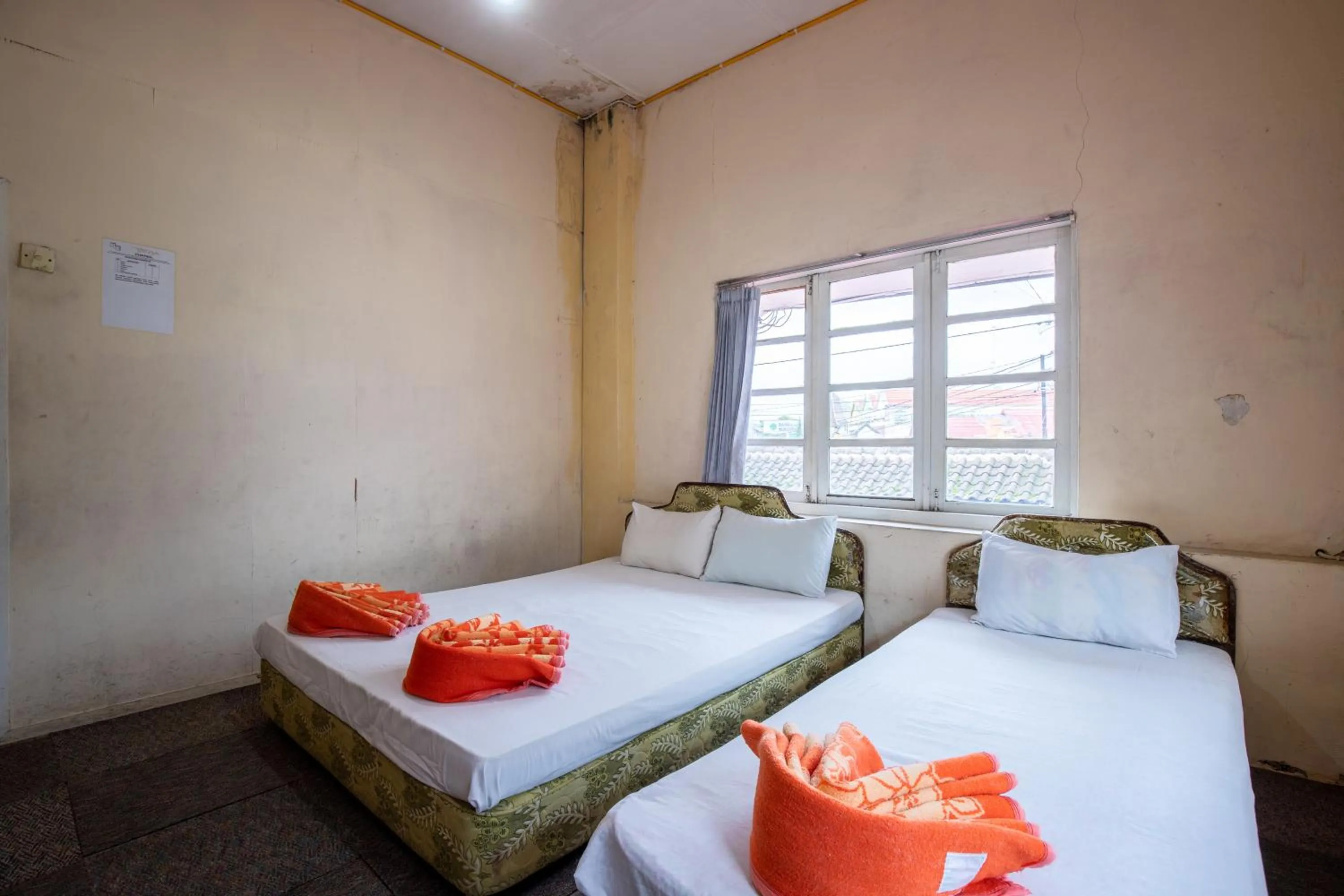 Bed in Hotel Jogja Bukittinggi