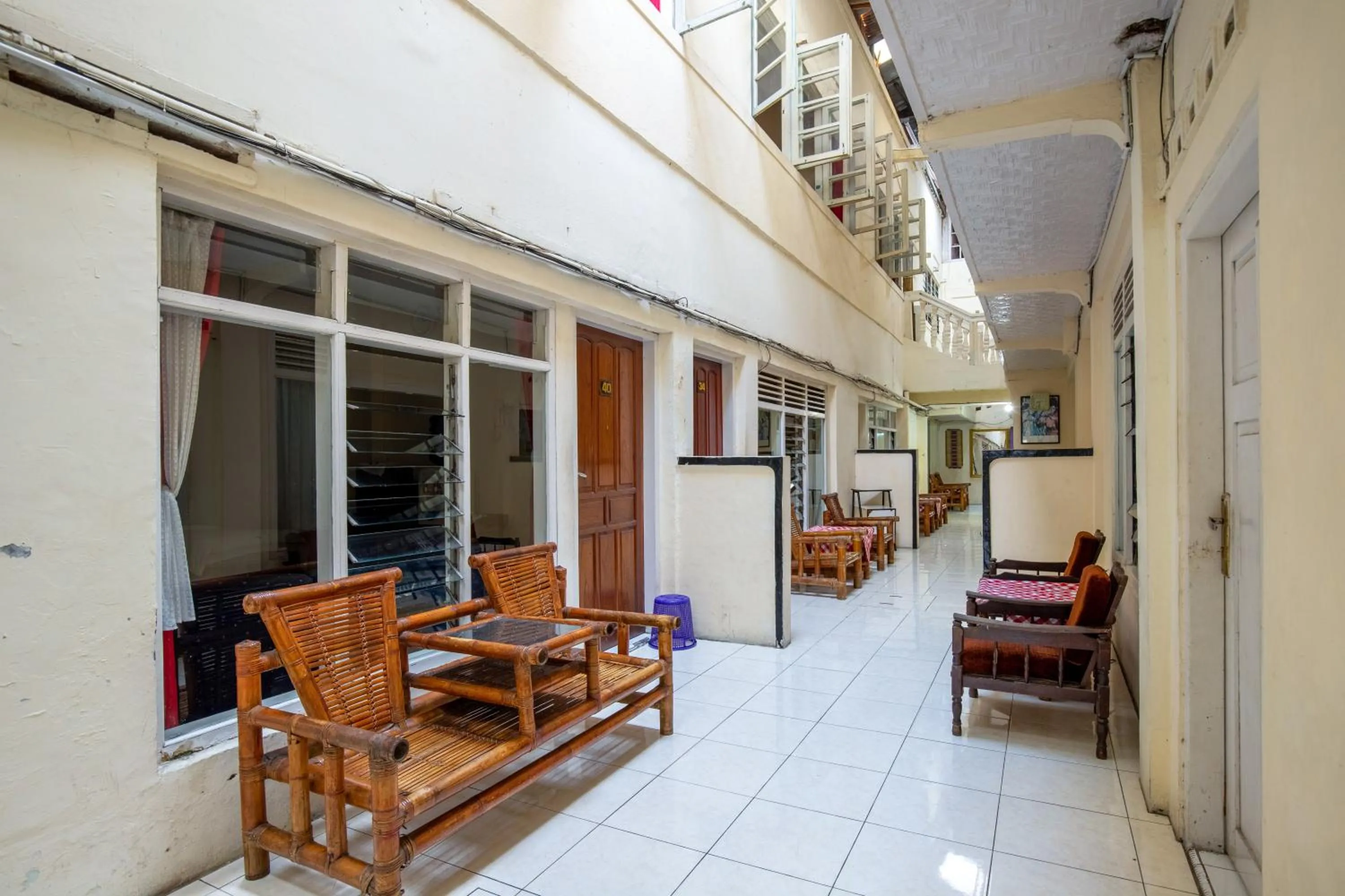 Seating area in Hotel Jogja Bukittinggi