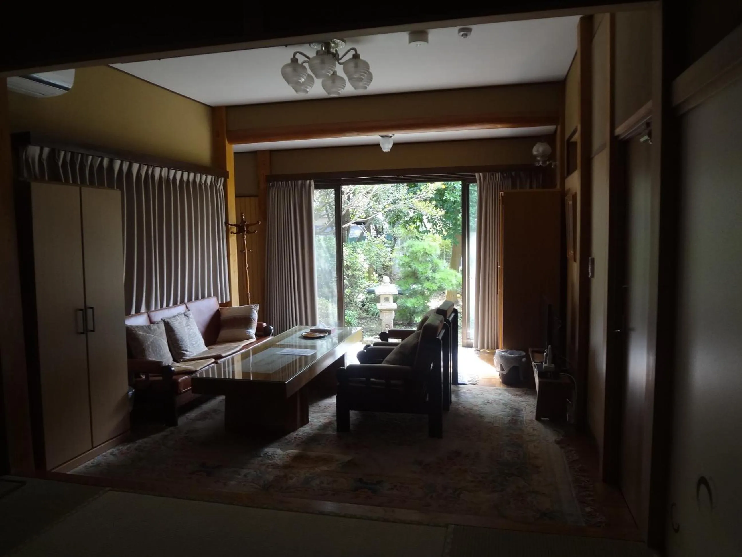 Photo of the whole room in Mokkoan