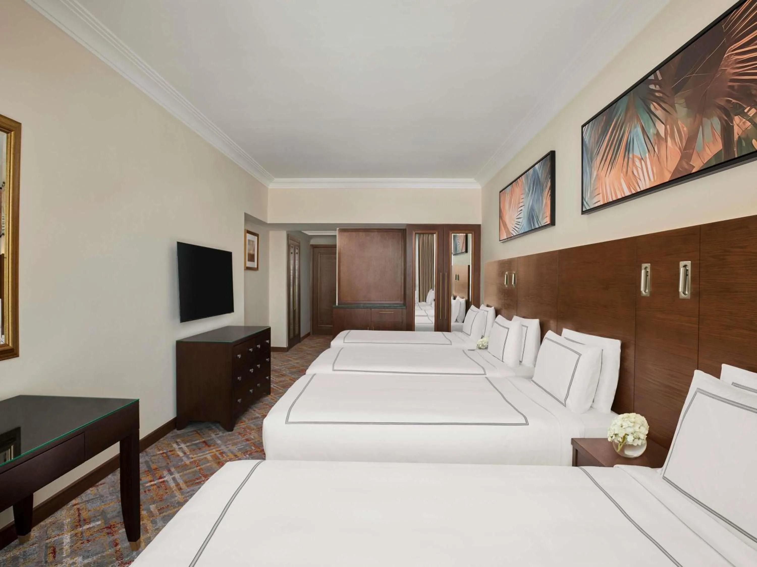 Bedroom, Bed in Swissotel Al Maqam Makkah