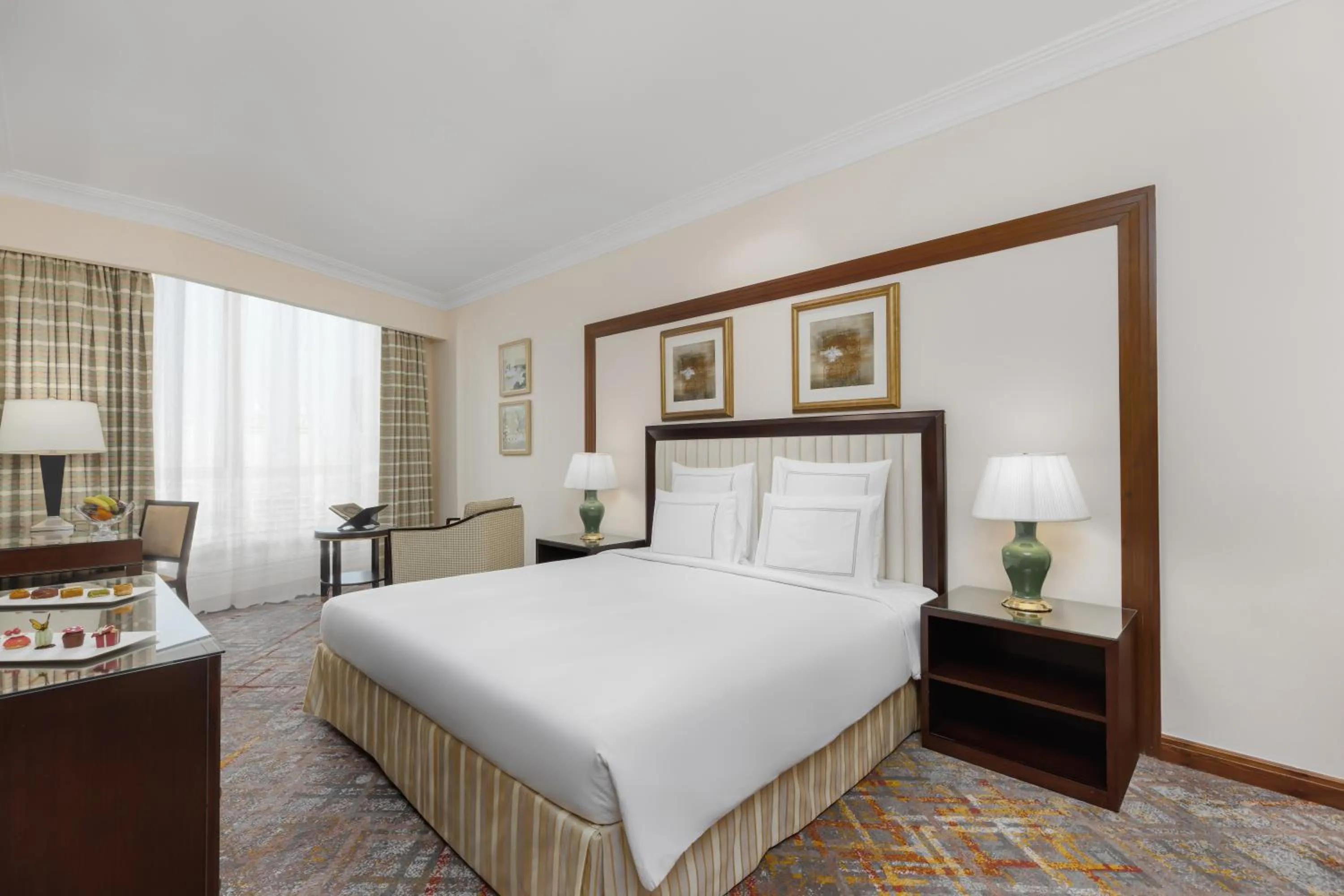 Bed in Swissotel Al Maqam Makkah