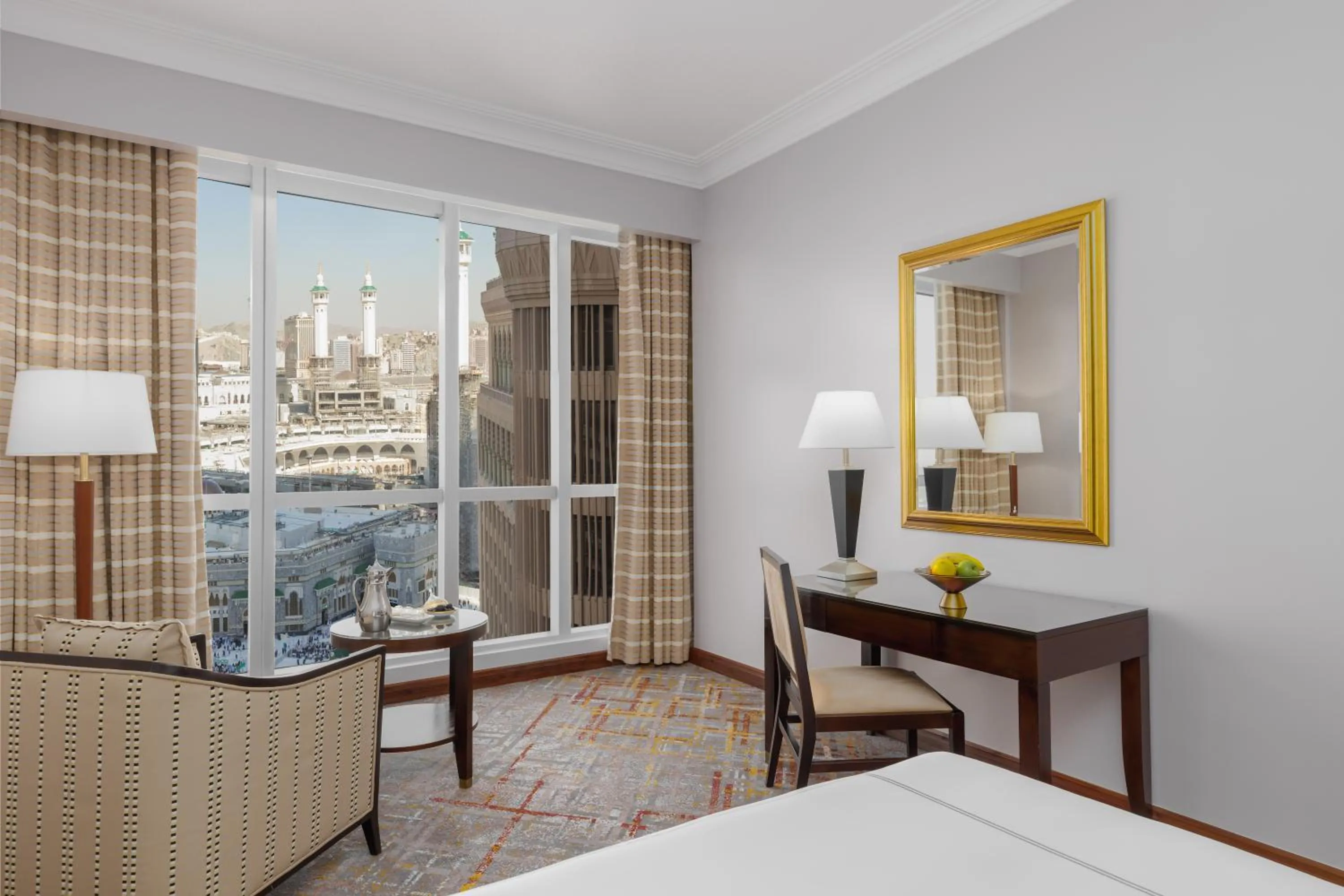 Bedroom, Bed in Swissotel Al Maqam Makkah