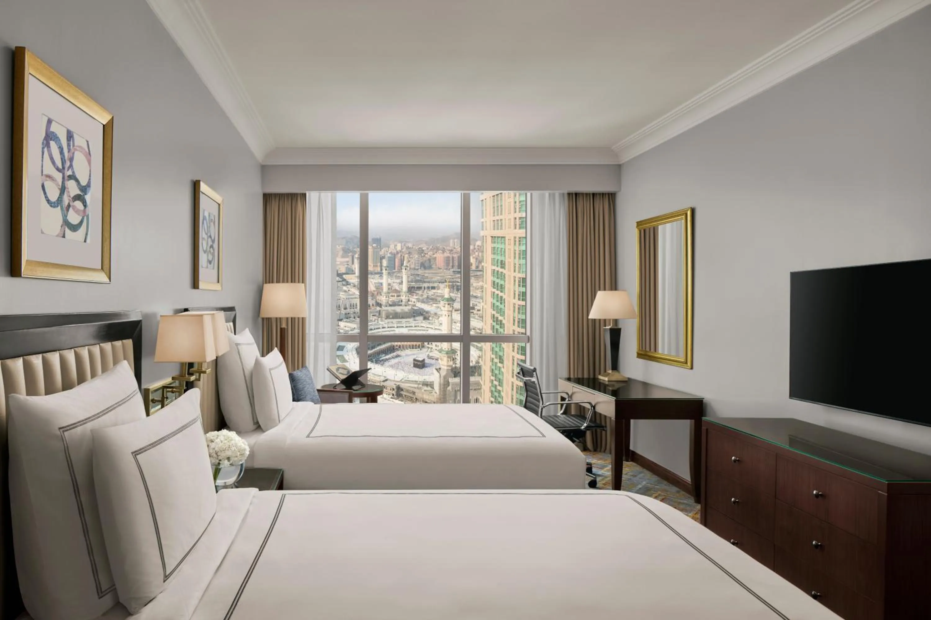 TV and multimedia, Bed in Swissotel Al Maqam Makkah