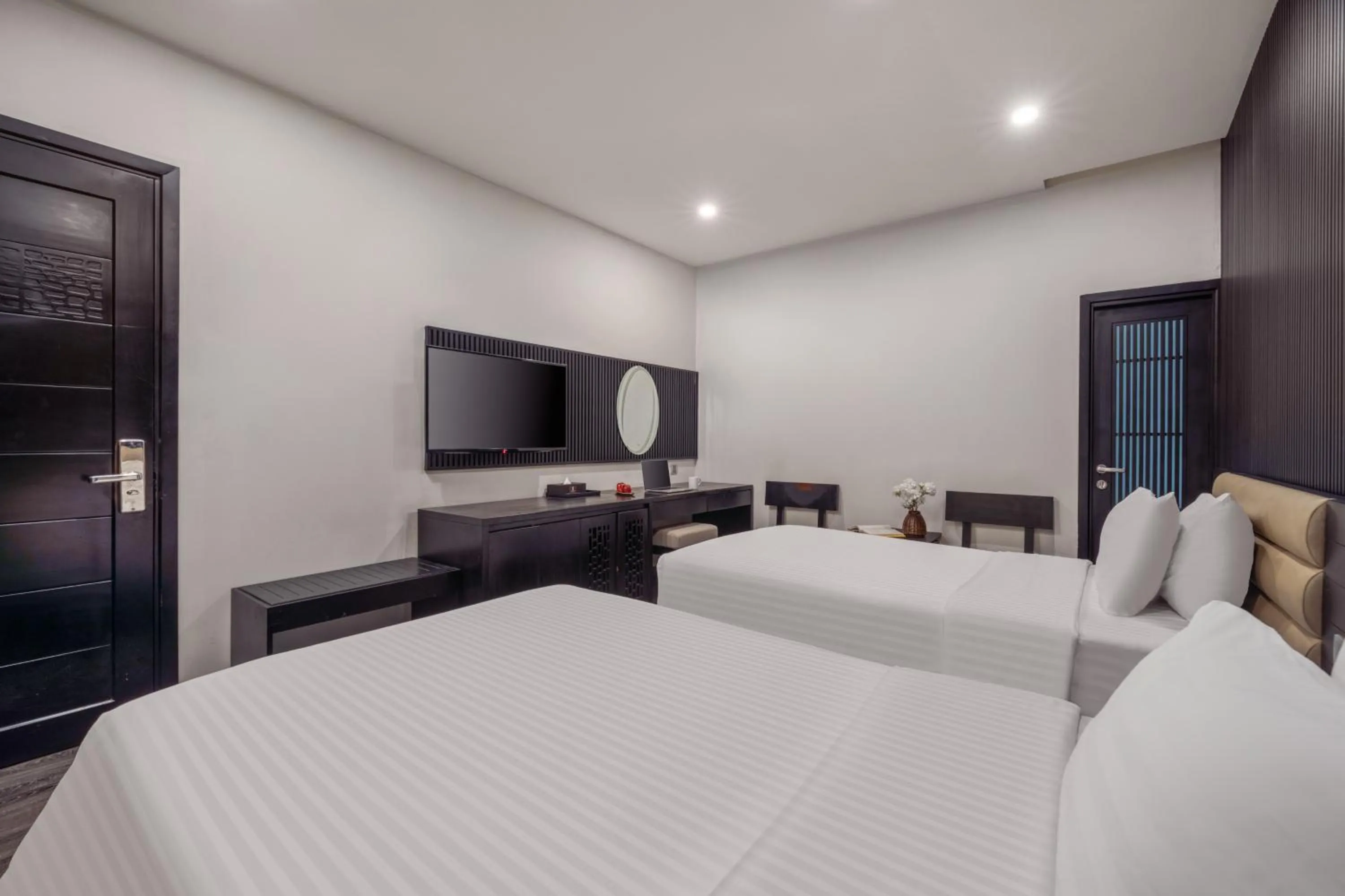 TV and multimedia, Bed in Ocean Star Da Nang Bay Hotel