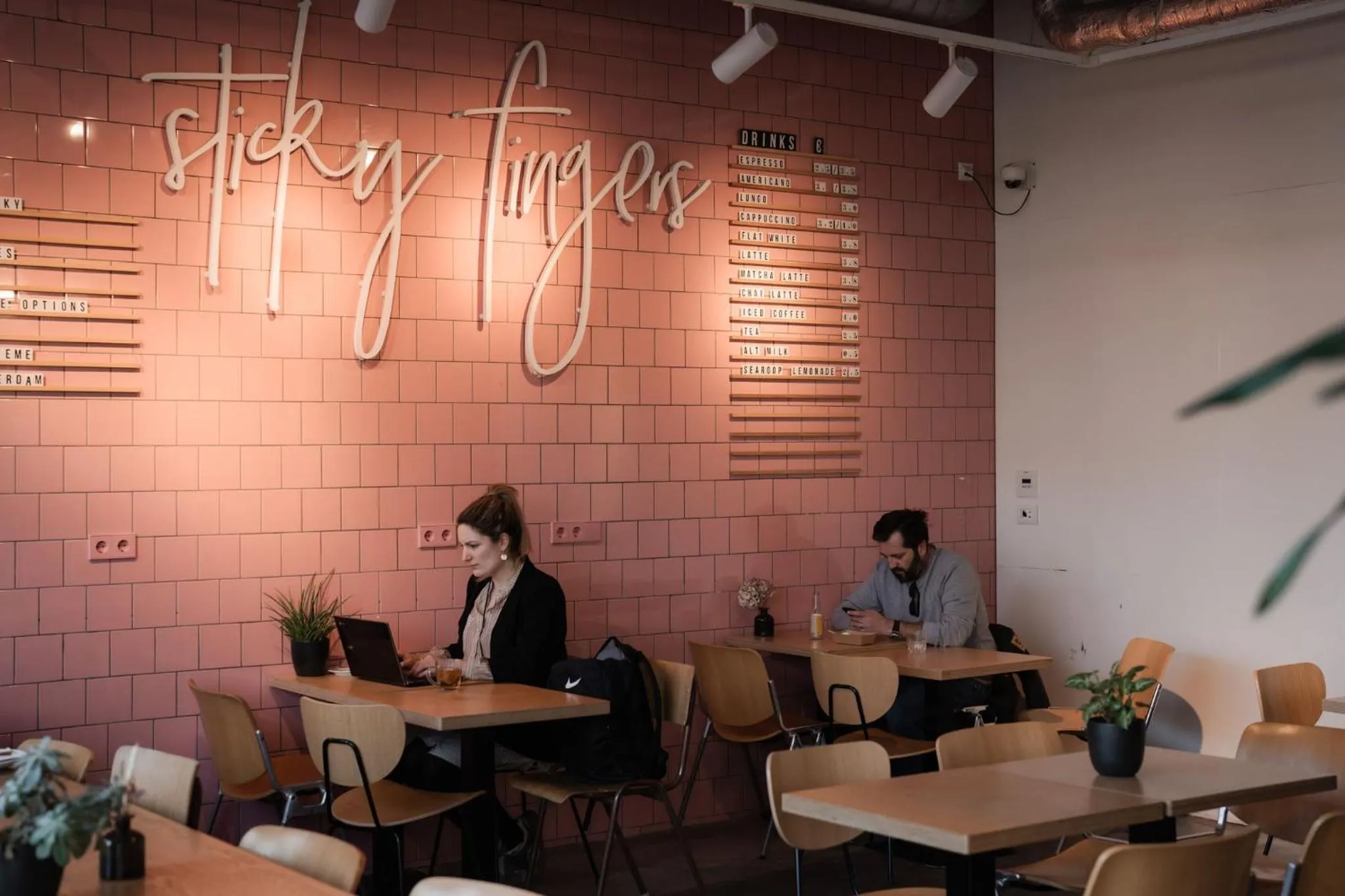 Restaurant/places to eat in Conscious Hotel The Tire Station