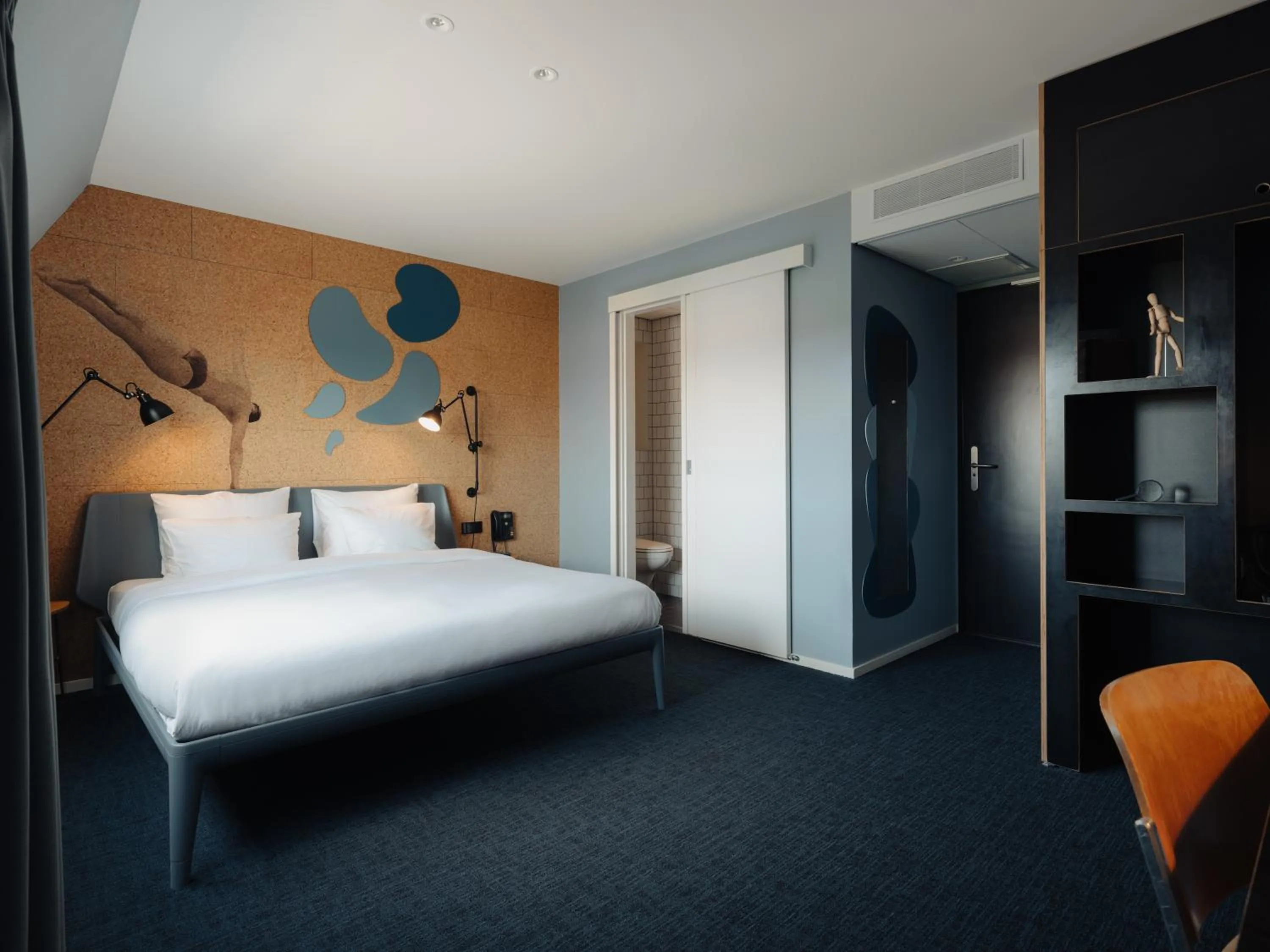 Bed in Conscious Hotel The Tire Station