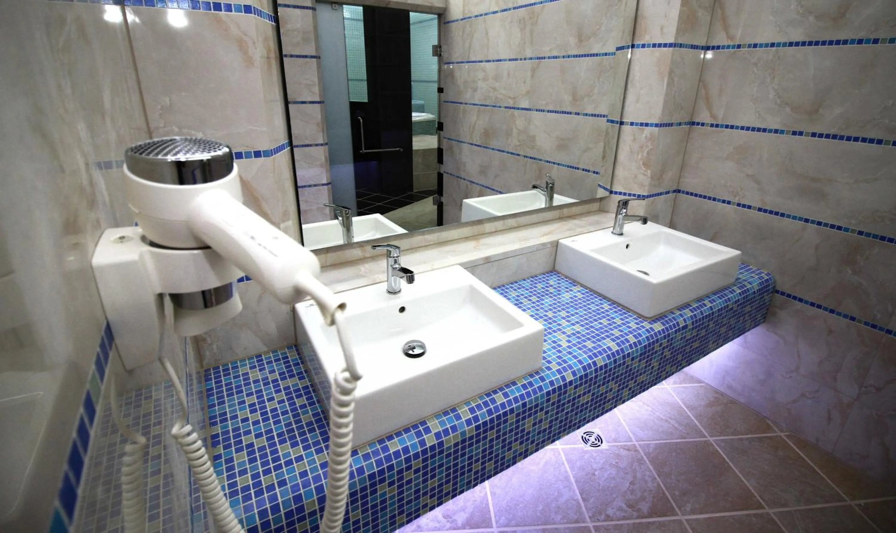 Spa and wellness centre/facilities in Hotel International Prishtina & Spa