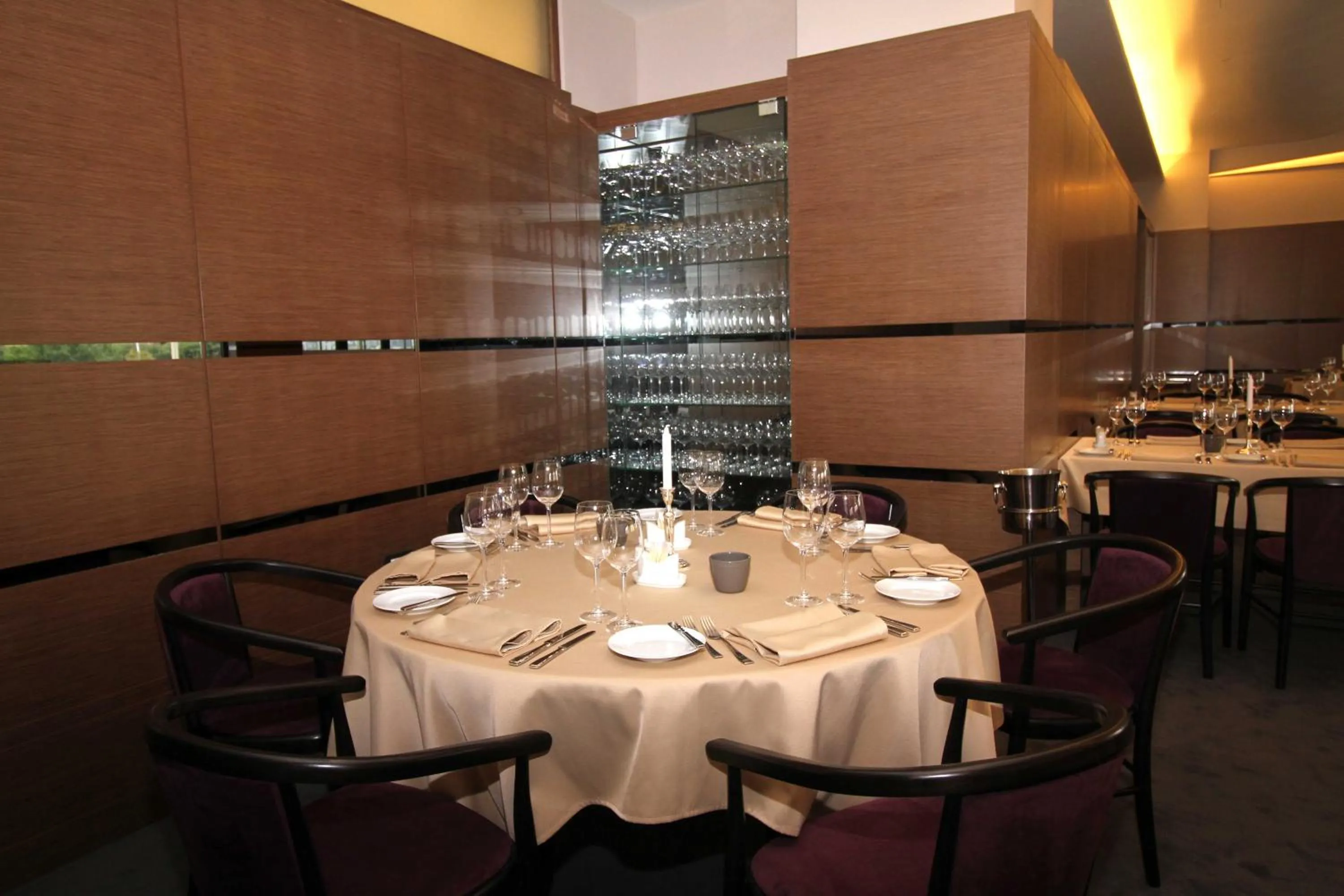 Restaurant/places to eat in Hotel International Prishtina & Spa