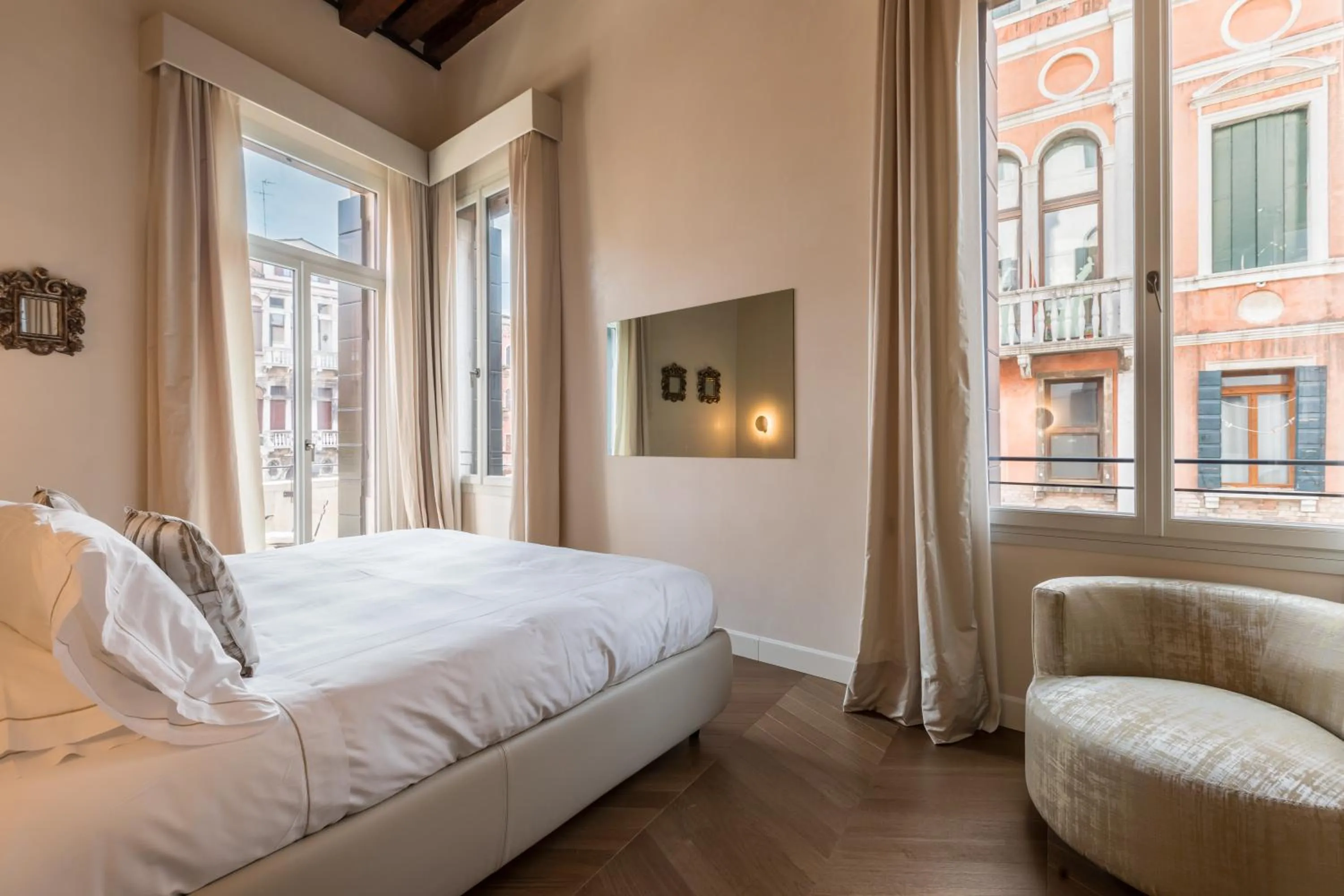 Bedroom, Bed in Palazzo Morosini Degli Spezieri - Lifestyle Apartments