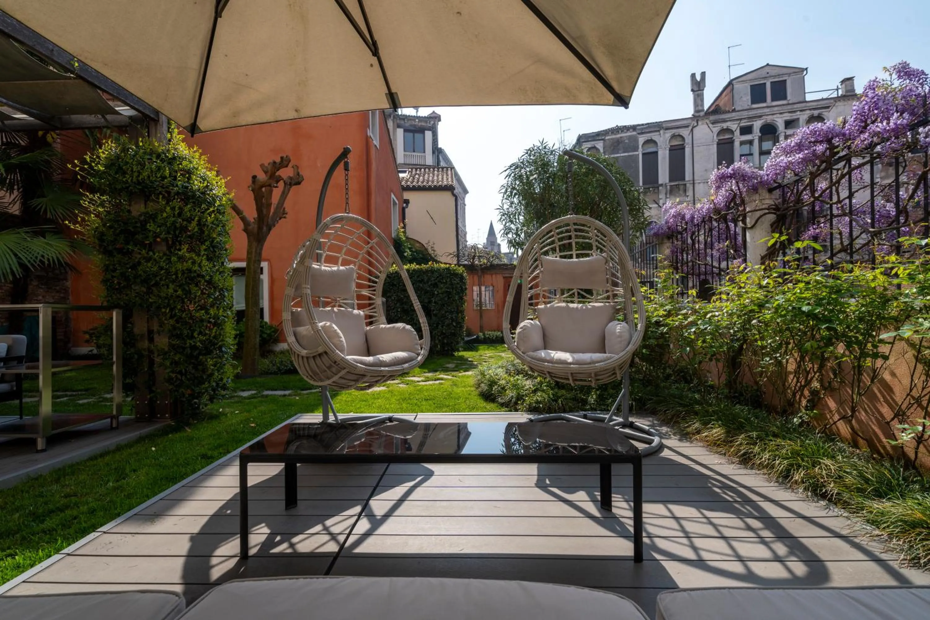 Garden in Palazzo Morosini Degli Spezieri - Lifestyle Apartments